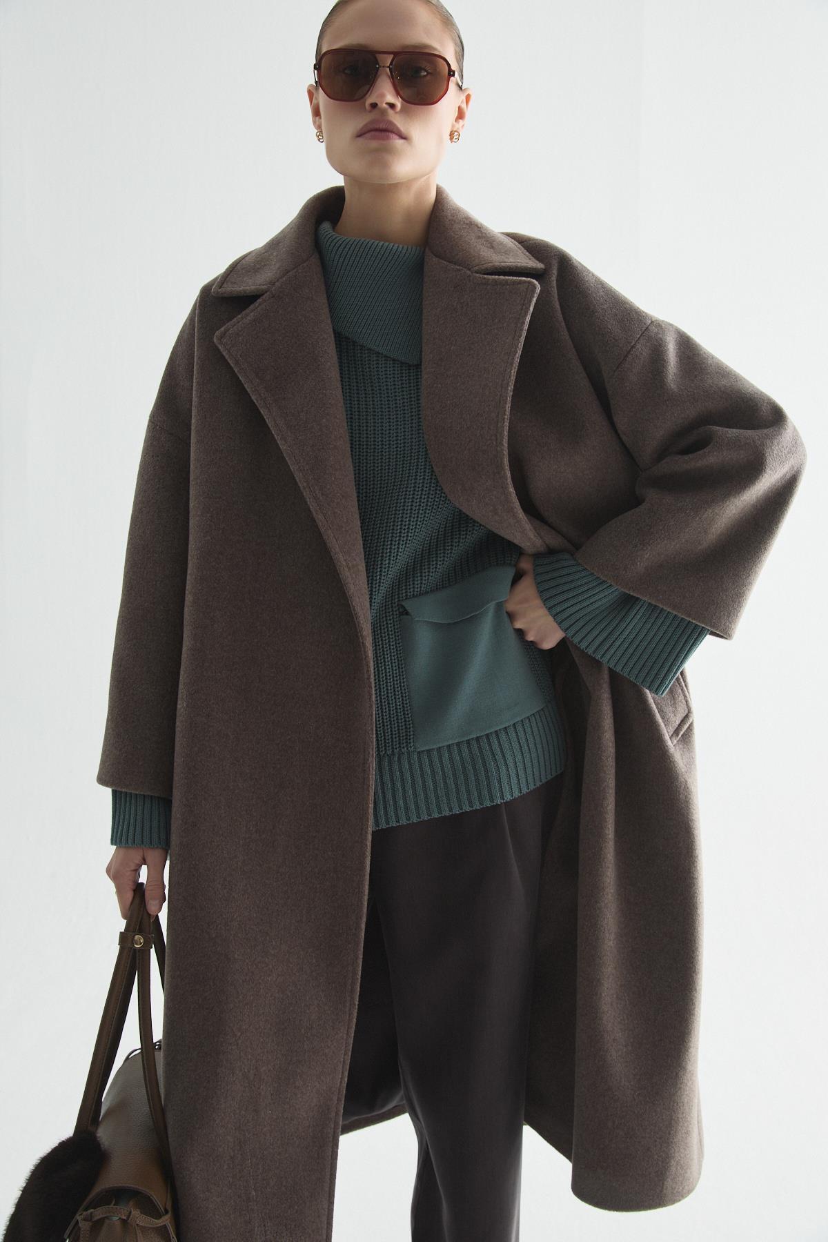 Zeyyen  KAŞMİR DOKULU KUŞAKLI UZUN KABAN KAHVERENGİ - Görsel 5