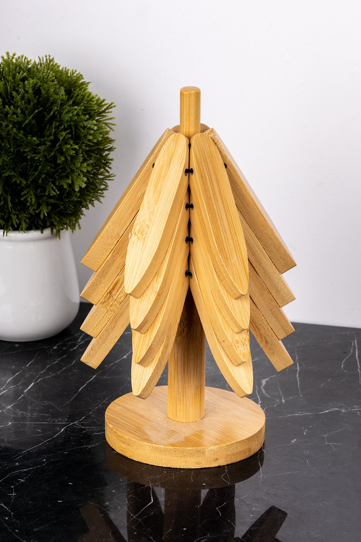 DNS HOME 4'lü Standlı Bambu Ağaç Nihale Seti Isıya Dayanıklı Bardak ve Tencere Altı Katlanır Nihale