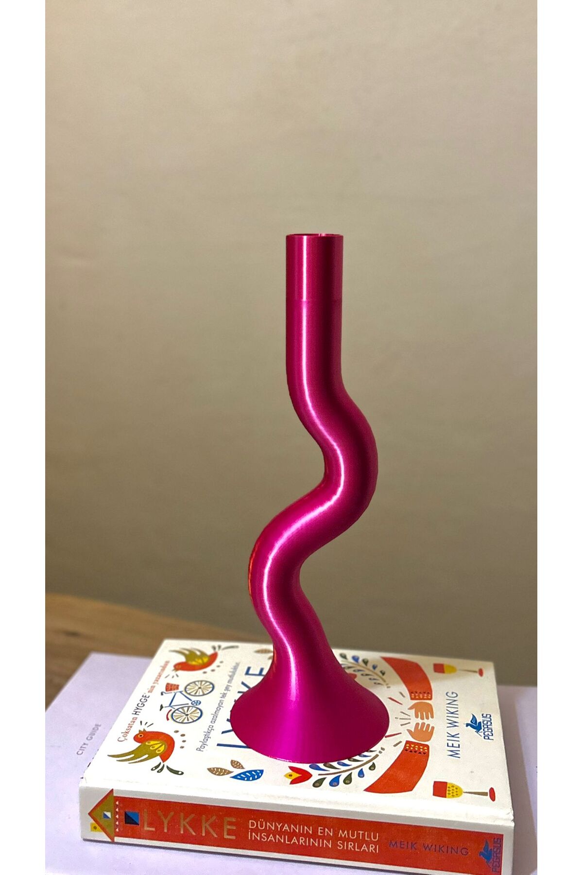 Fuchsia glossy Modern S Stylized Candlestick , Candle Holder (7x7x22)
