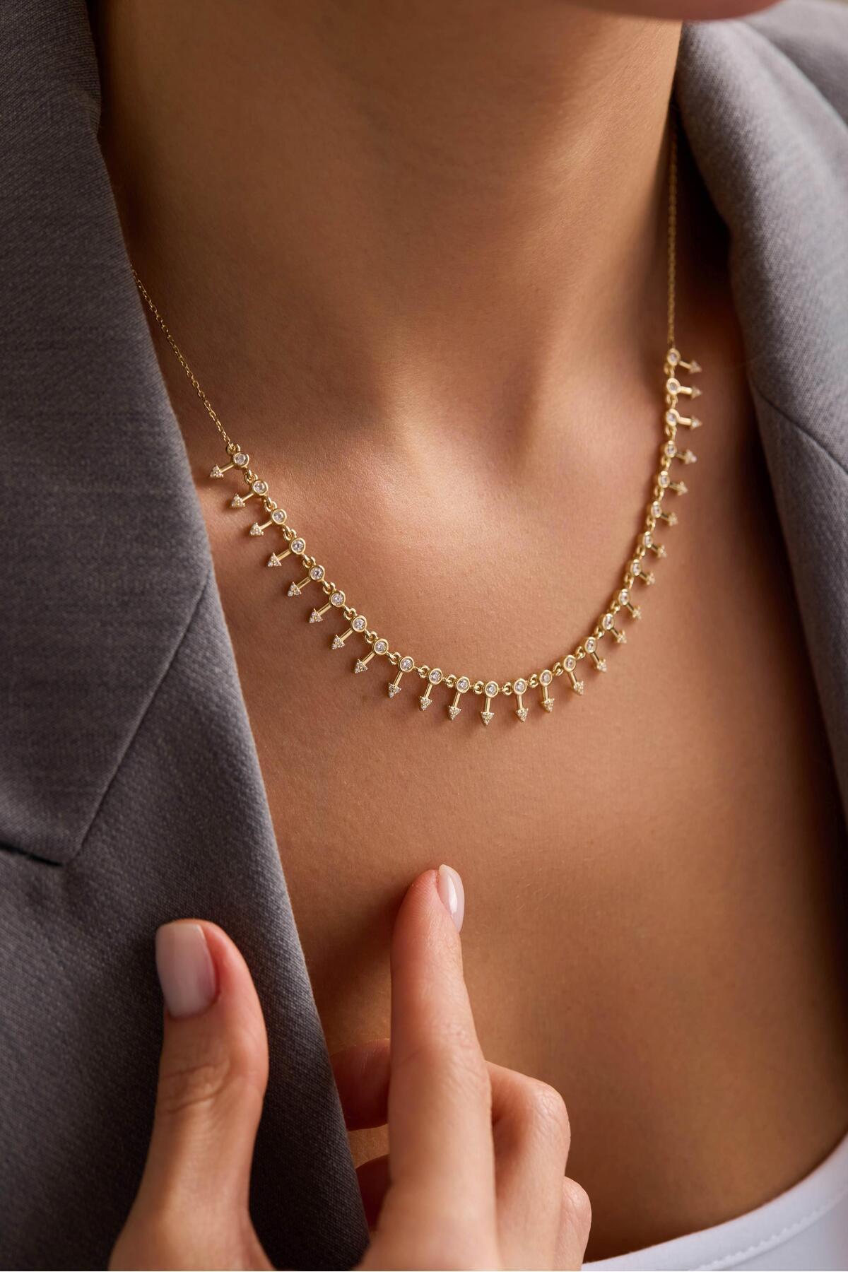 Tufanlar Kuyumculuk 14 Ayar Sallantılı Ok Altın Kolye