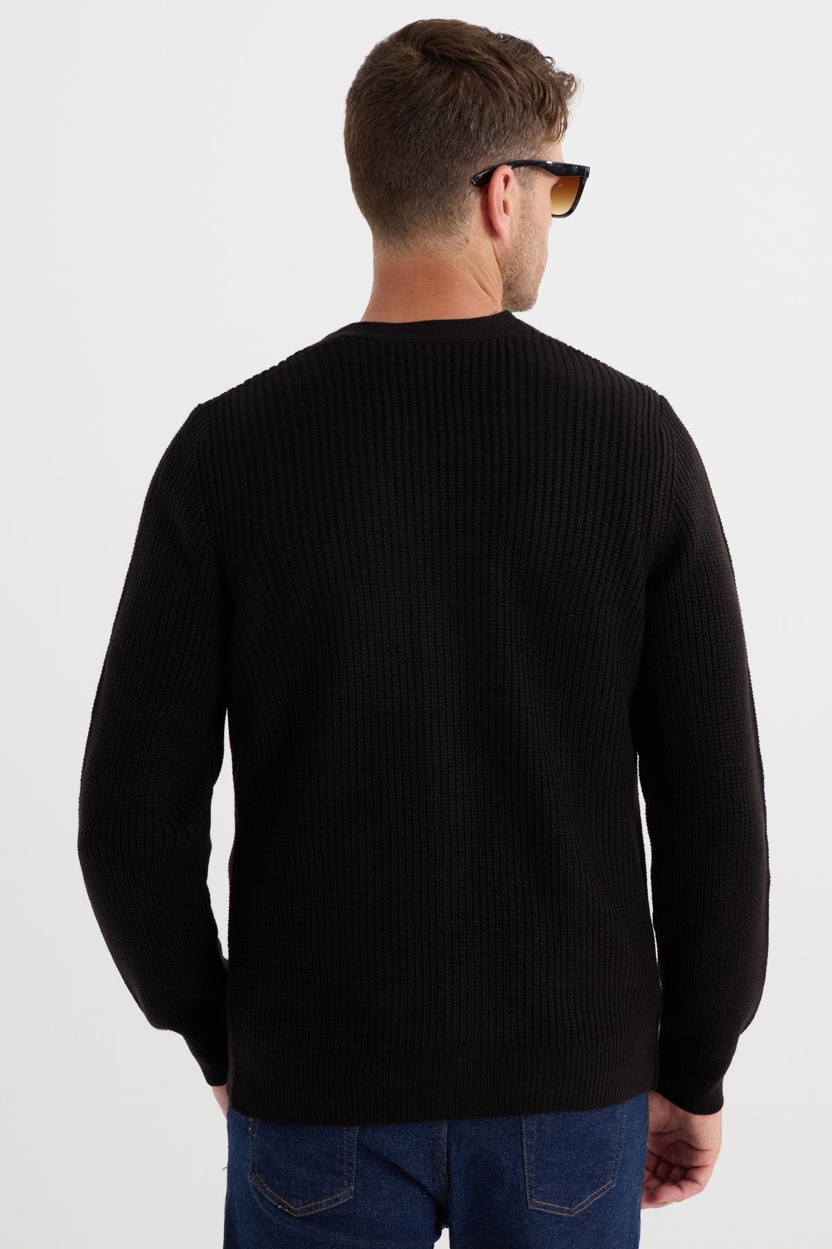 Tudors  Erkek Standart Fit Normal Kesim V Yaka Düğmeli Siyah Hırka - Görsel 8