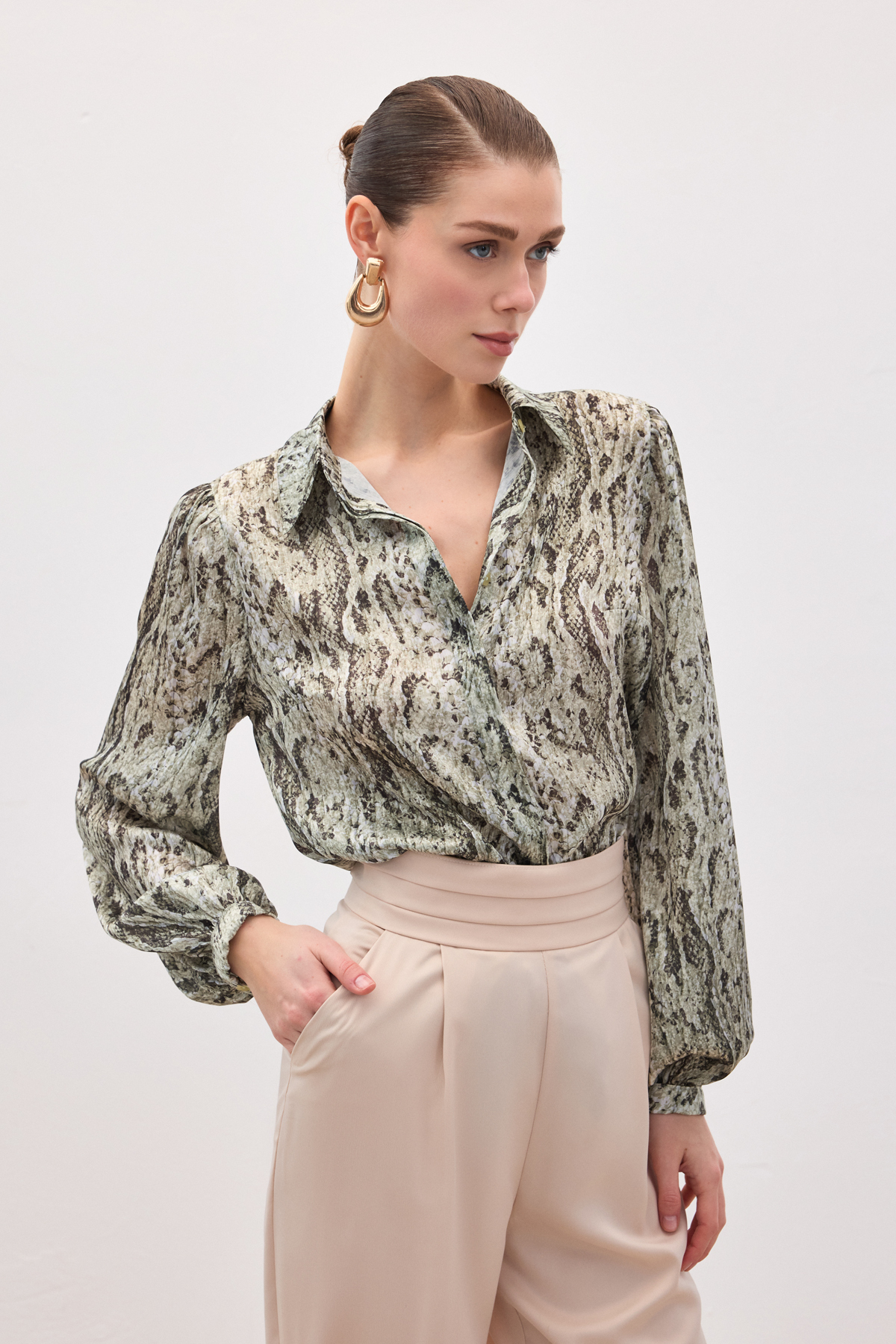 Sateen  Desenli Gömlek - Haki - Görsel 4