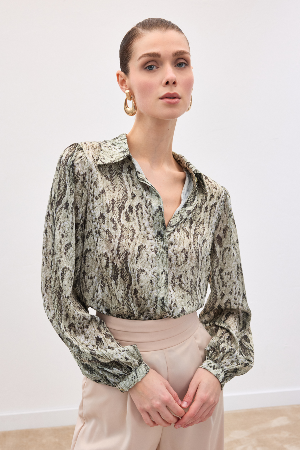 Sateen  Desenli Gömlek - Haki - Görsel 6