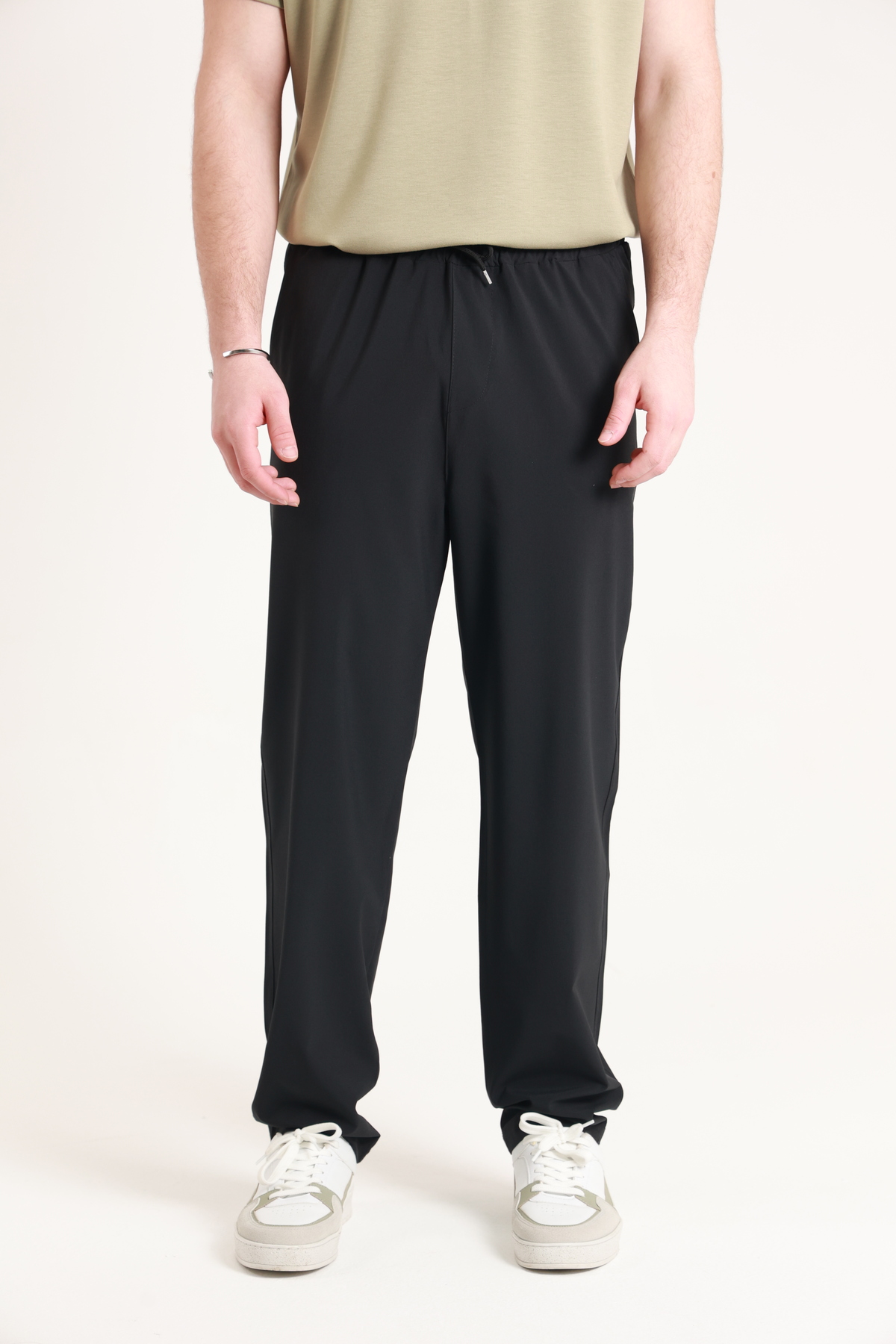 بنطلون رياضي رجالي فضفاض من قماش المظلة بقصة واسعة...