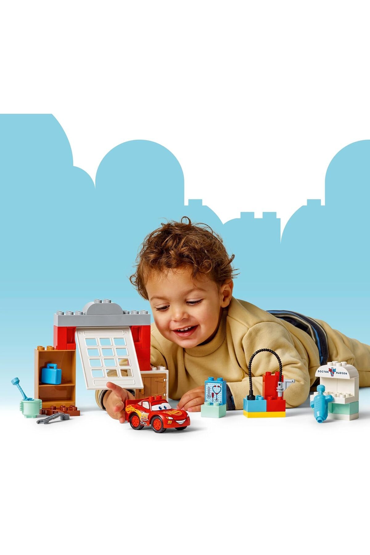 دیزنی و پیکسار: بازدید مک‌کوئین از گاراژ داک - ۱۰۴۵۶