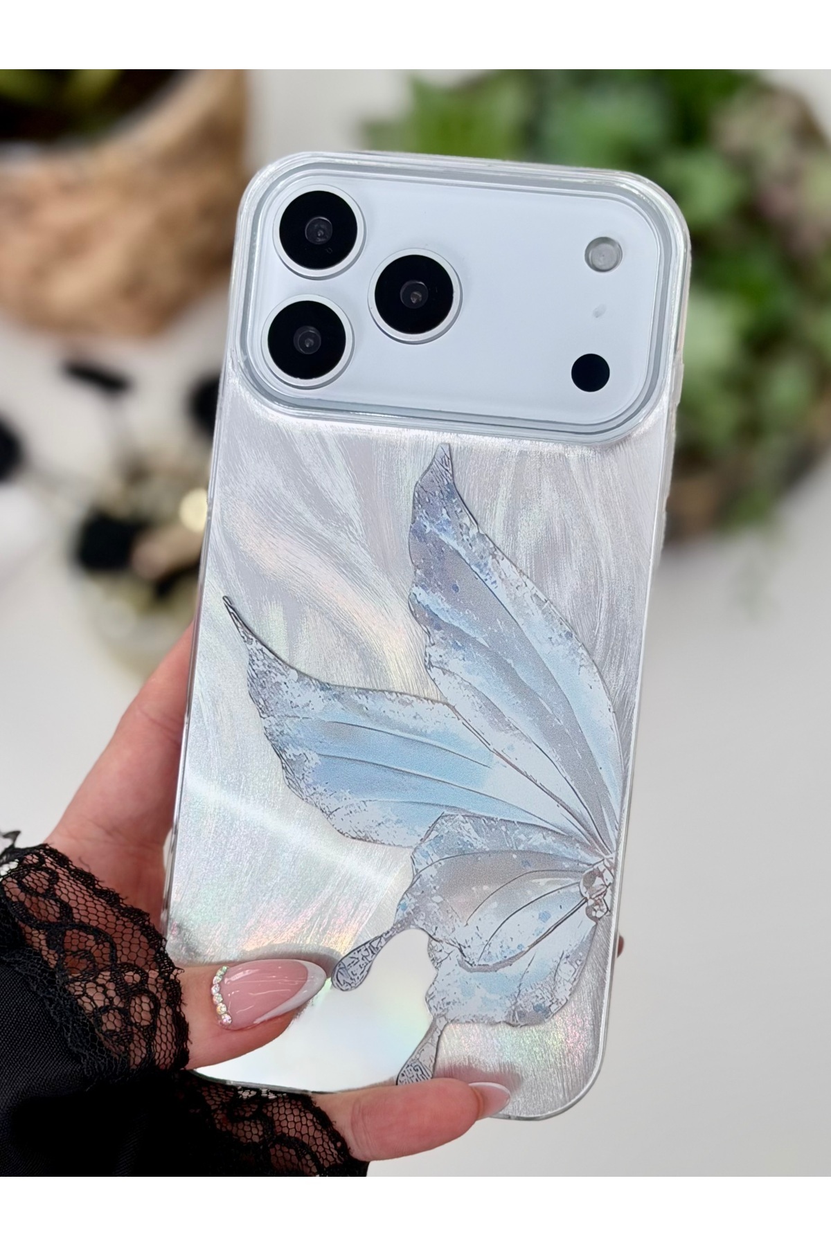 Go Aksesuar Iphone 17 Promax Uyumlu Shine Platin Kelebek Renk Geçişli Parlak Tasarımlı Silikon Kılıf