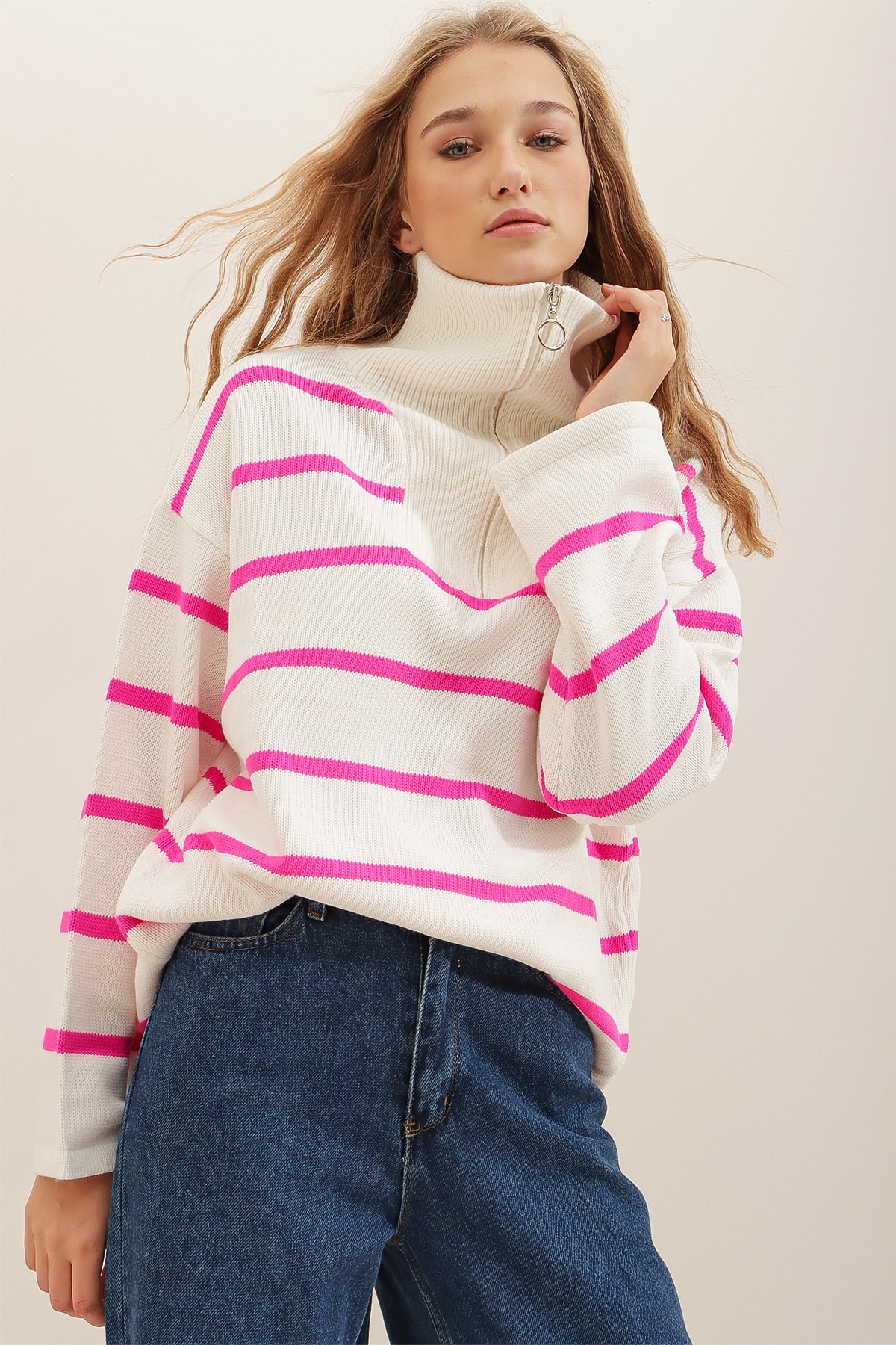 Trend Alaçatı Stili Pullover Rosa Oversized Fast ausverkauft