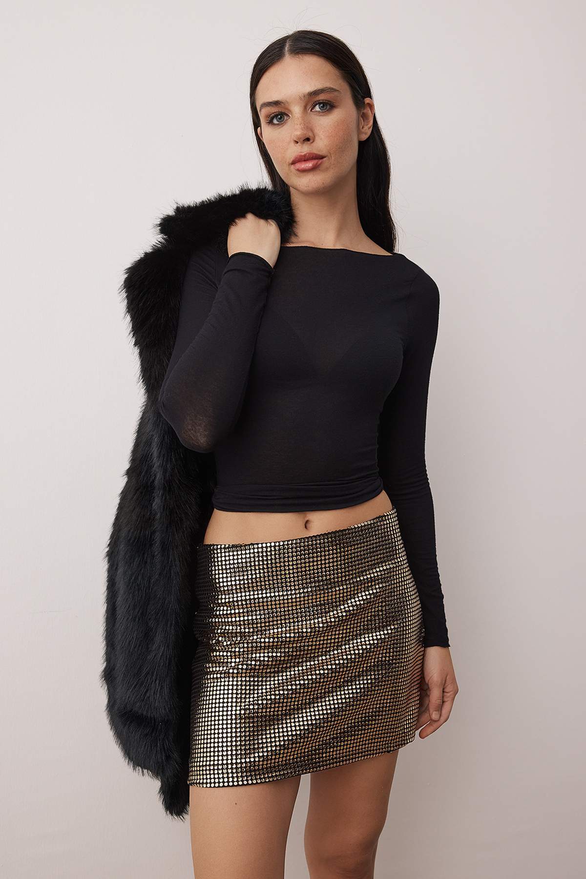 Trendyolmilla Altın Parıltılı Pullu Süper Mini Örme Party Etek TPRAW26ET00002
