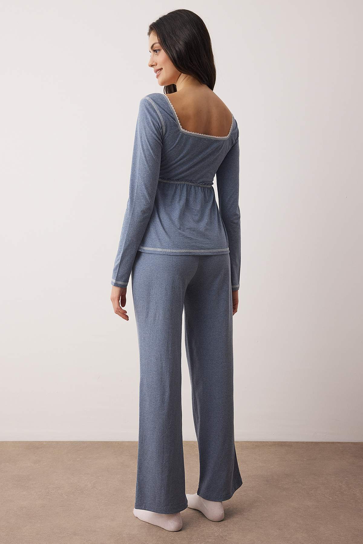 Trendyolmilla  Mavi Pamuklu Dantel Detaylı Örme Pijama Takımı THMAW26PT00084 - Görsel 4