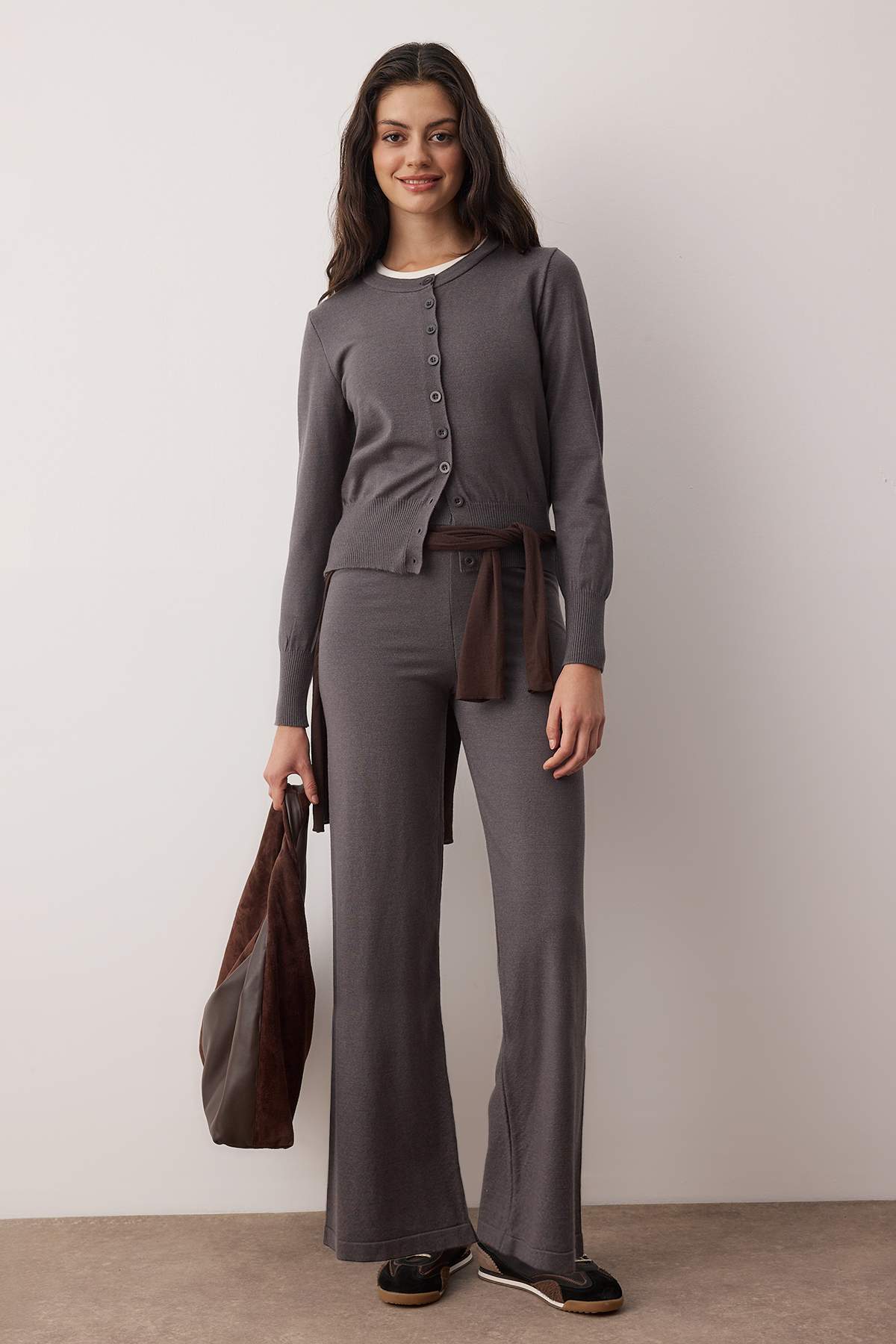 Trendyolmilla  Wardrobe Essentials Antrasit Merserize Görünümlü Triko Hırka-Pantolon Alt-Üst Takım | TWOAW26AU00003