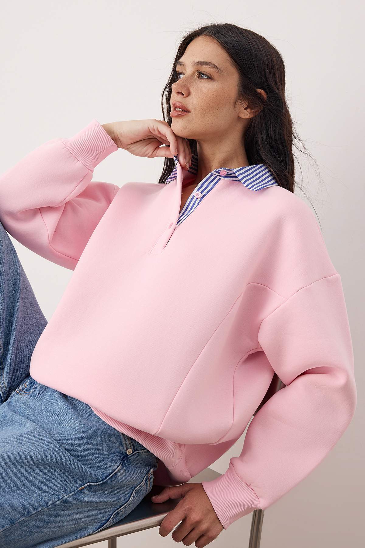 Trendyol Collection Pink Woven Garni Detailed Oversize Fit Polo Neck Thick Fleece Knitted Sweatshirt Twoaw26Sw00116