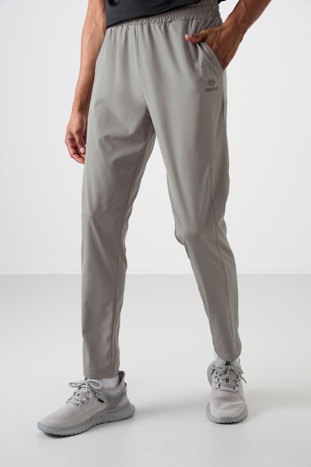 TOMMY LIFE  Taş İnce Yumuşak Comfort Fit Erkek Eşofman Alt - 82119 - Görsel 2