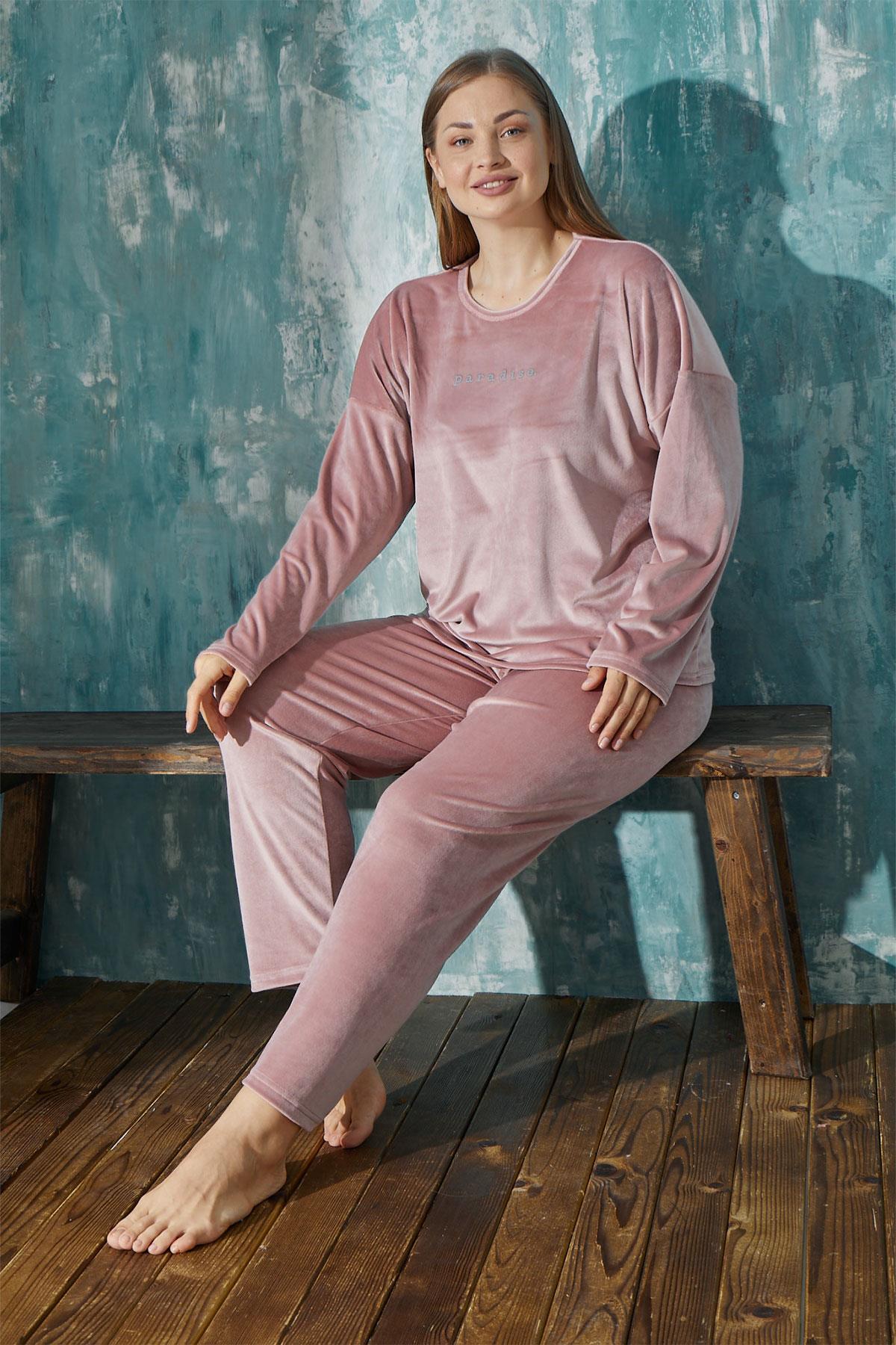 13208-4 Women's Plus Size Velvet Long Sleeve Pajamas Set