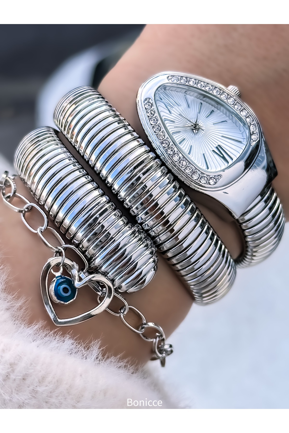 Women's Wrist Watch Bracelet Snake Model with Silver Color Gemstone in Special Gift Box