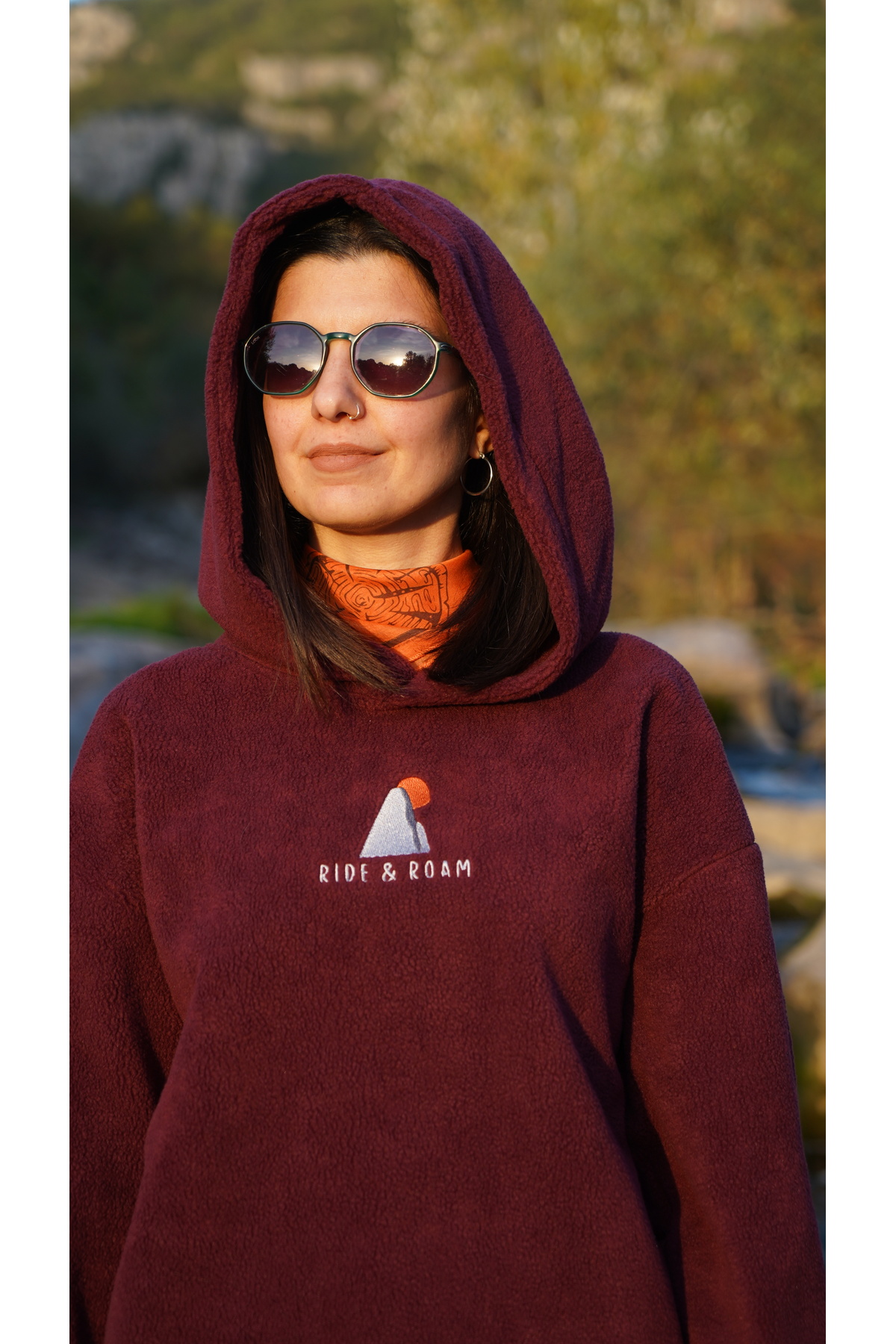 Hoodie Unisex Mountain Sherpa / Pompeii — زرشکی TYCD32BFC32A277500 — تصویر 2 از 6