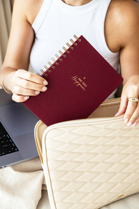 PAPERORA A5 Spiralli Sert Kapak Keten Kareli Tarihsiz Not Defteri Bordo