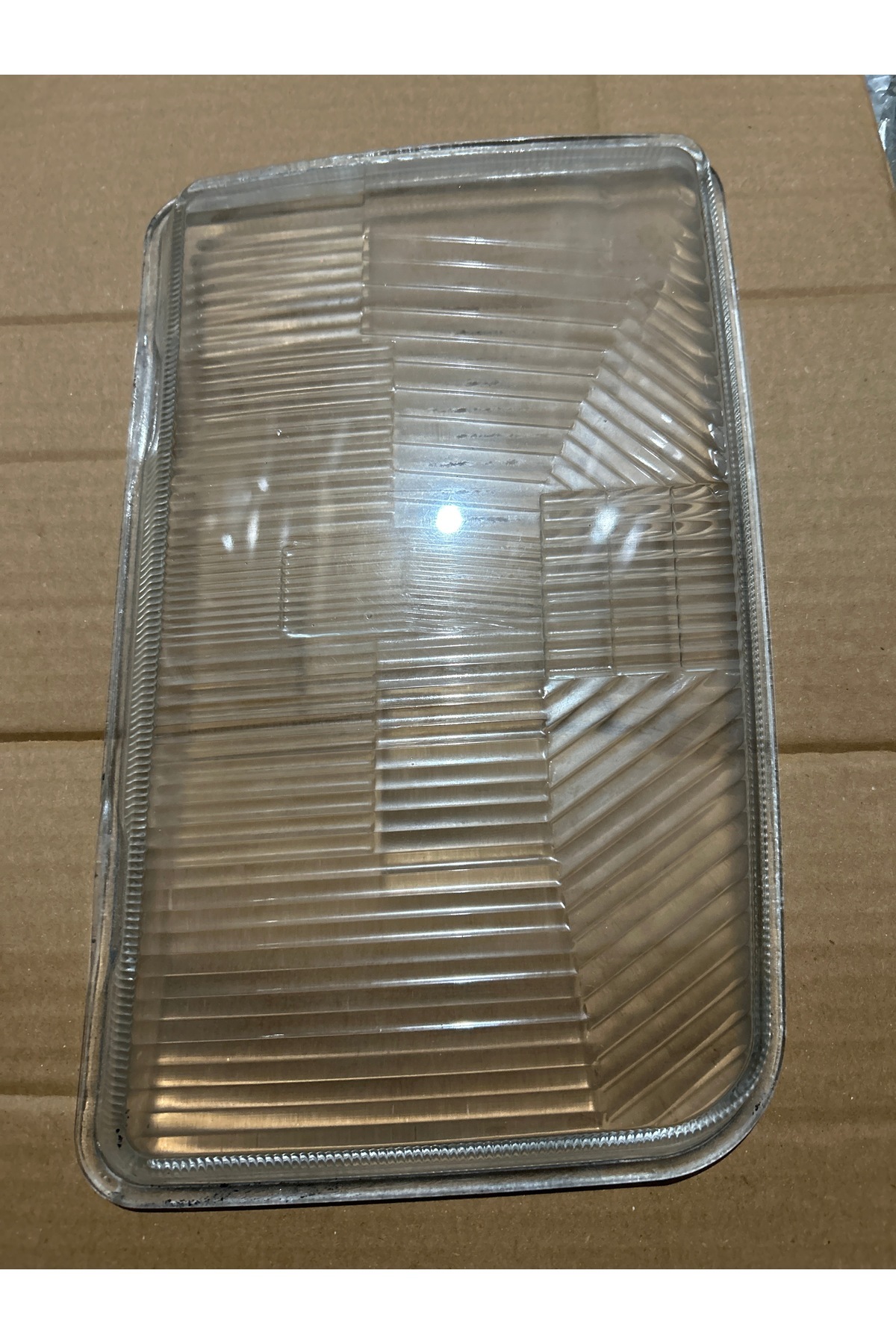 OTO BEK FORD TAUNUS GT FAR CAMI SOL