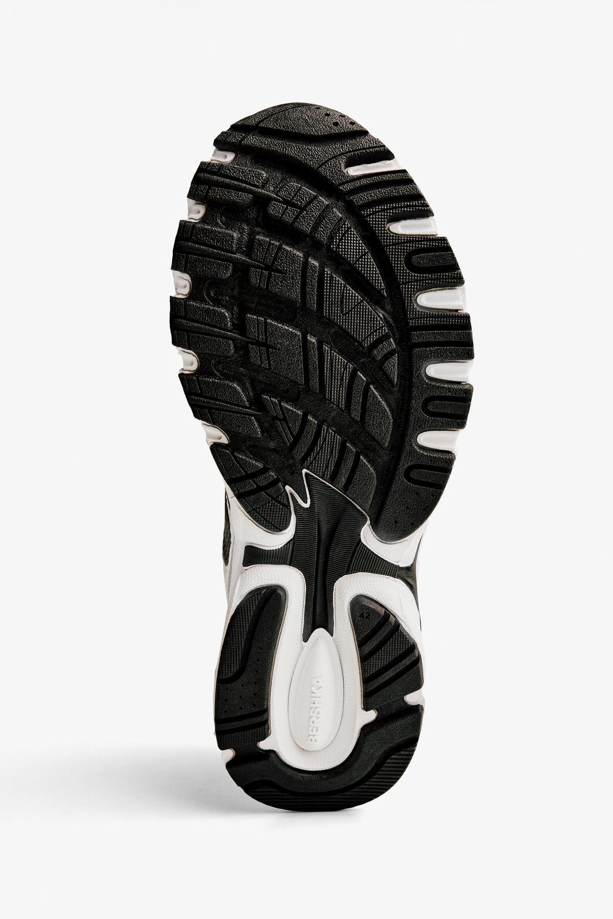 Bershka  Çok parçalı spor ayakkabı - Görsel 3