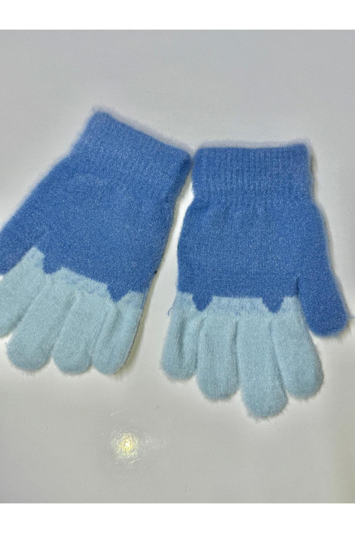 JHTshop kız çocuk Örme Jakarlı Sıcak Beş Parmak Eldiven Sevimli kucaklama Ayı nakışlı 4-8 yaş fotoğrafı 3 (önizleme)