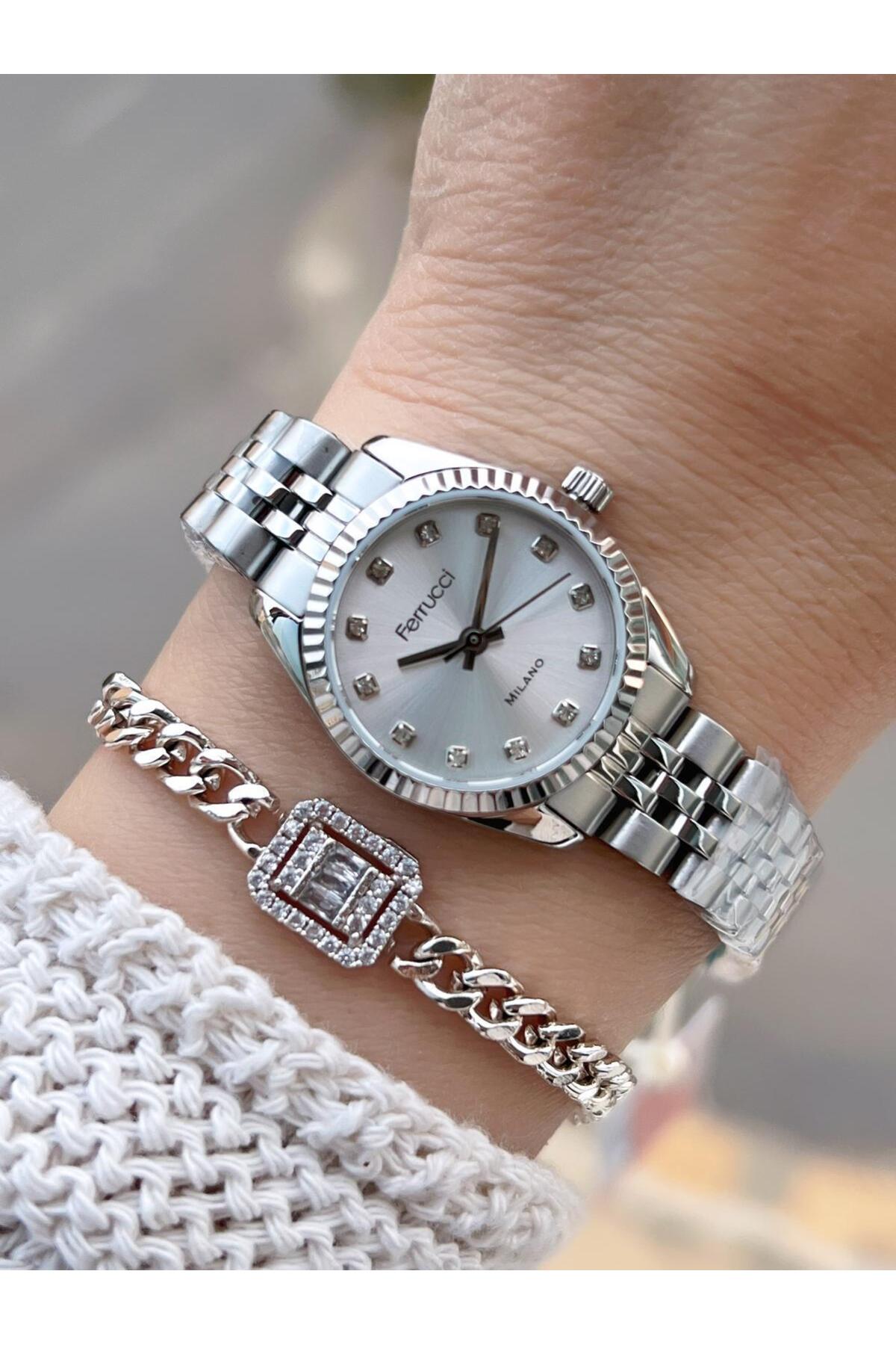 Vintage Mini Steel Band 2 Year Warranty New Season 30 Mt Waterproof Women Wrist Watch B