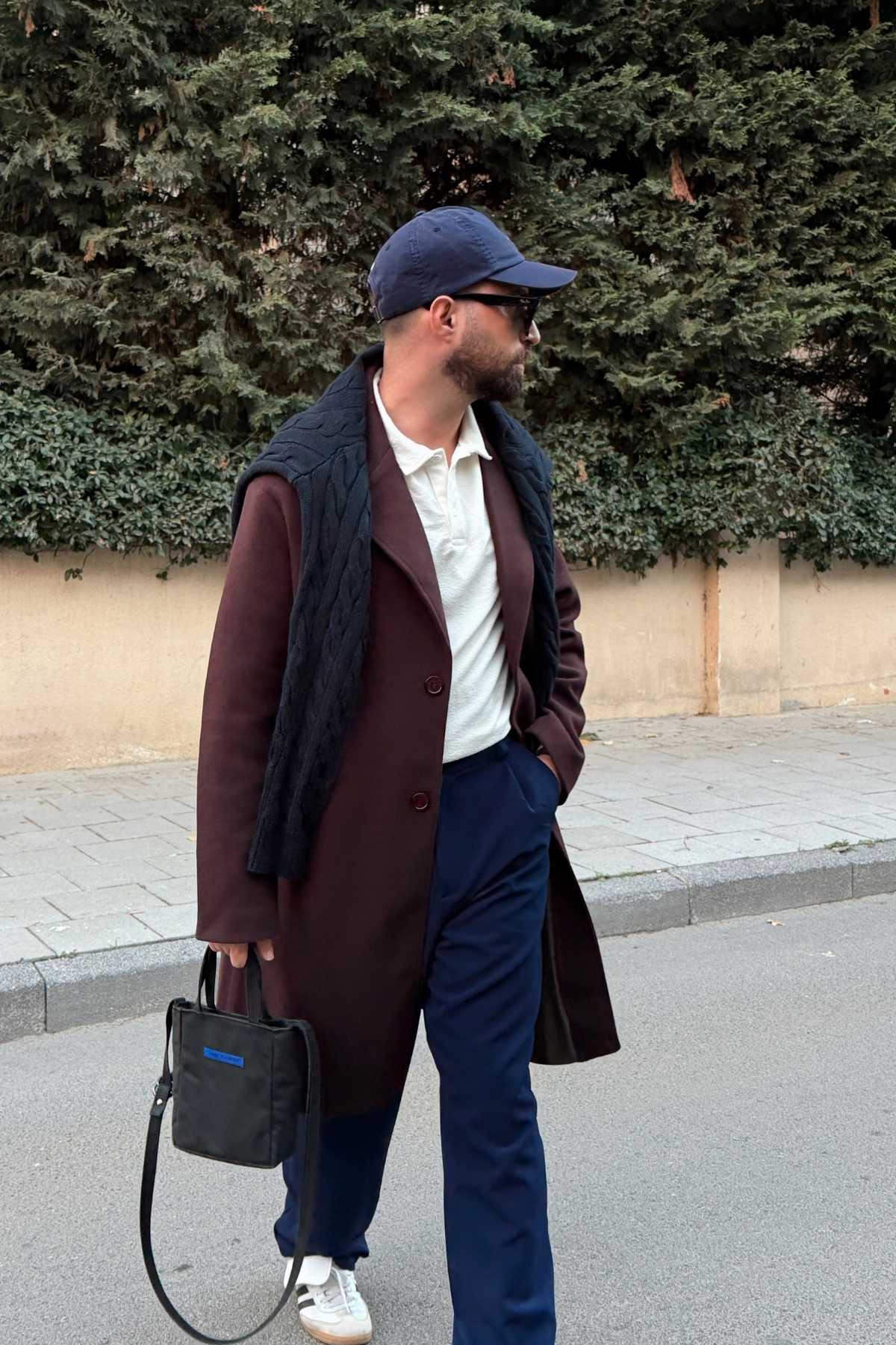پالتو زمستانی مردانه جیب‌دار دکمه‌دار سایز معمولی، آستردار، پالتو بلند کشمیری به رنگ آلوی کلاسیک — رنگارنگ ۳۲۰۰۱ — تصویر 3 از 8