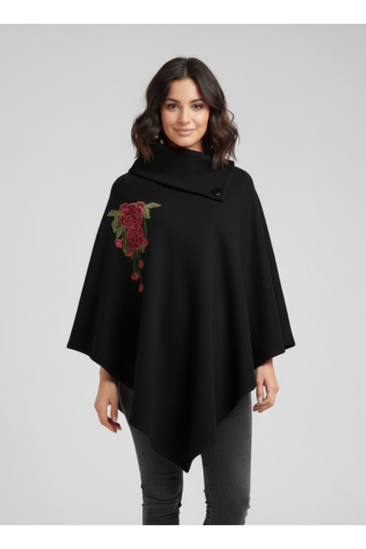 Hoodraze Siyah Asimetrik Kesim Çiçek Detaylı Panço