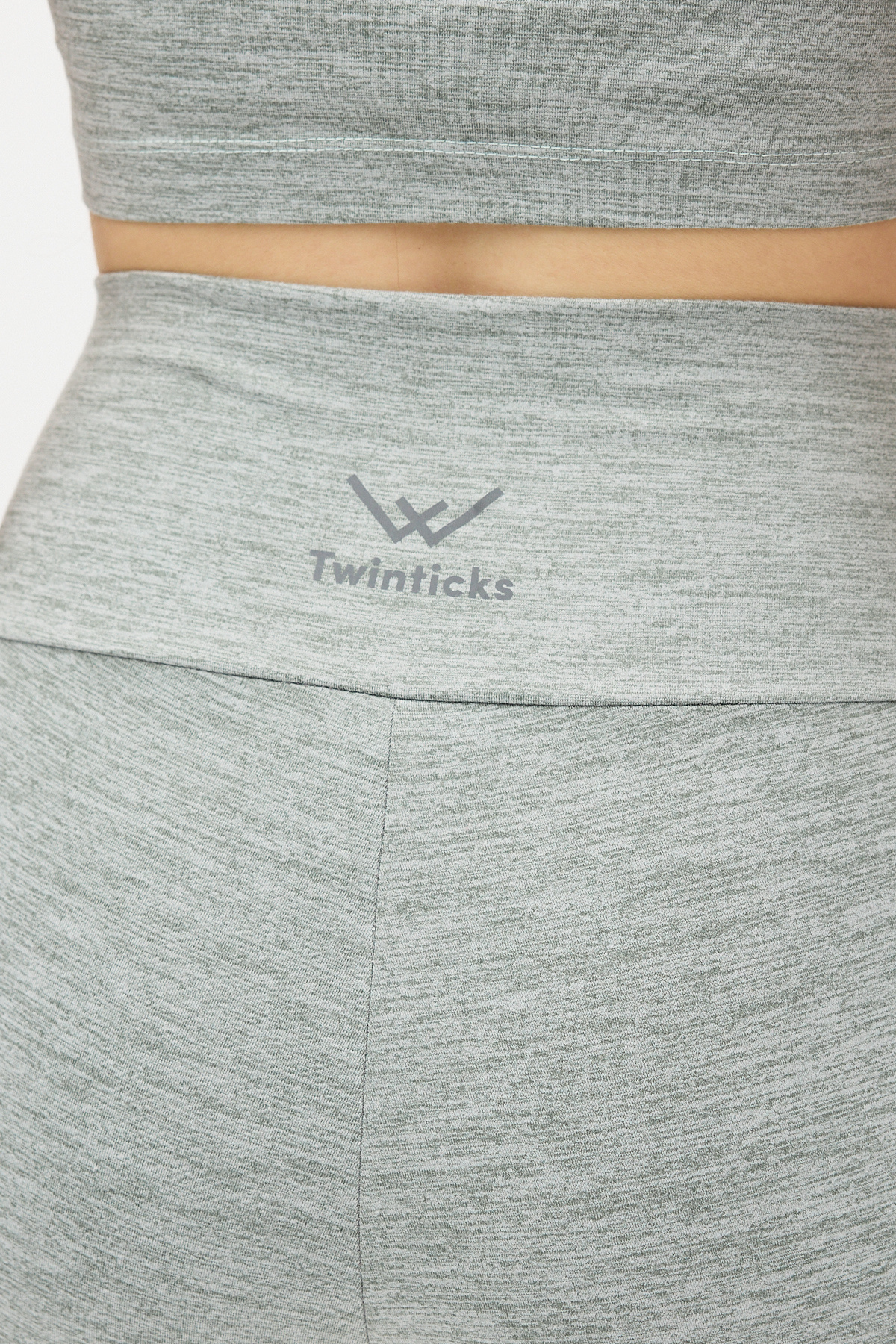 TWINTICKS  Gizli Cepli Yüksek Bel Gri Spor Tayt Takımı - Crop büstiyerli Yoga ve Fitness Seti - Görsel 7
