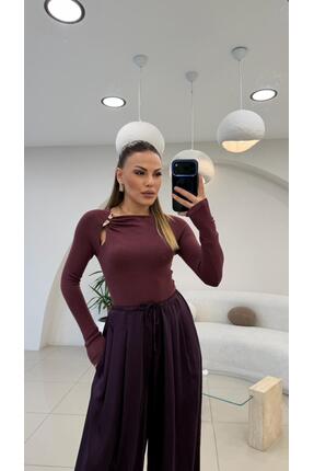 Şulenin Butiği GOLD AKSESUARLI BLUZ BORDO