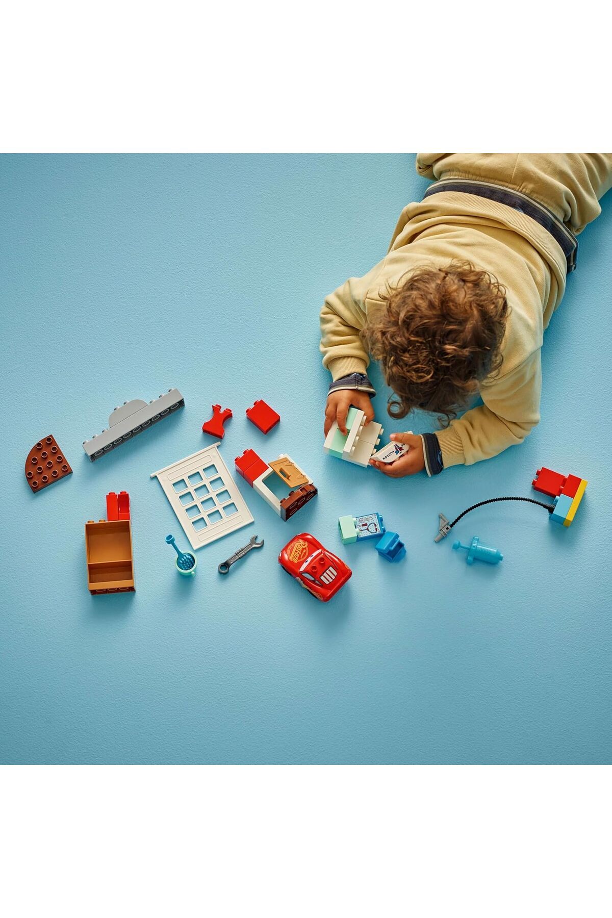 دیزنی و پیکسار: بازدید مک‌کوئین از گاراژ داک - ۱۰۴۵۶