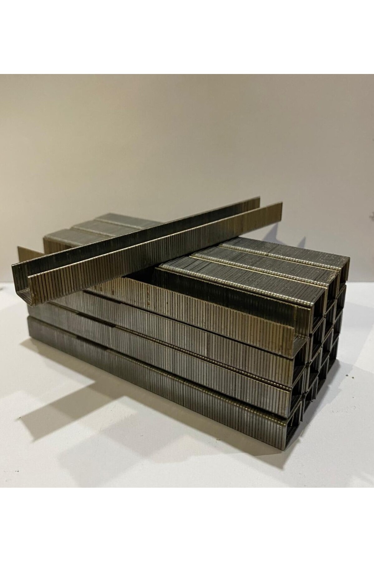 ADAMOBTİC Zımba teli 810 1. Sınıf Malzeme 1 Kutu