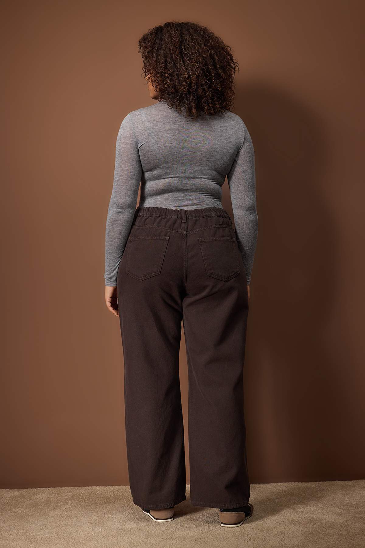 Trendyolmilla  Kahverengi Beli Lastikli ve Ayarlanabilir %100 Pamuk Non-Stretch Wide Leg Jeans TBBAW26AR00018 - Görsel 5