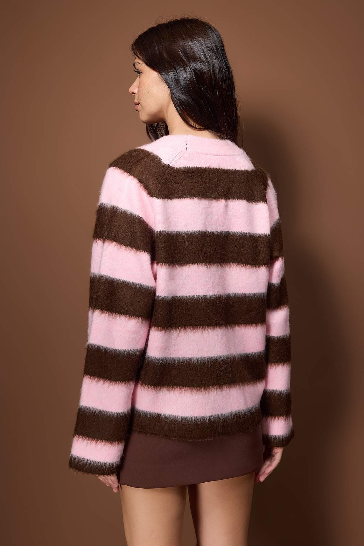 Trendyolmilla  Pembe Çizgili Bisiklet Yaka Triko Hırka TWOAW26HI00298 - Görsel 4