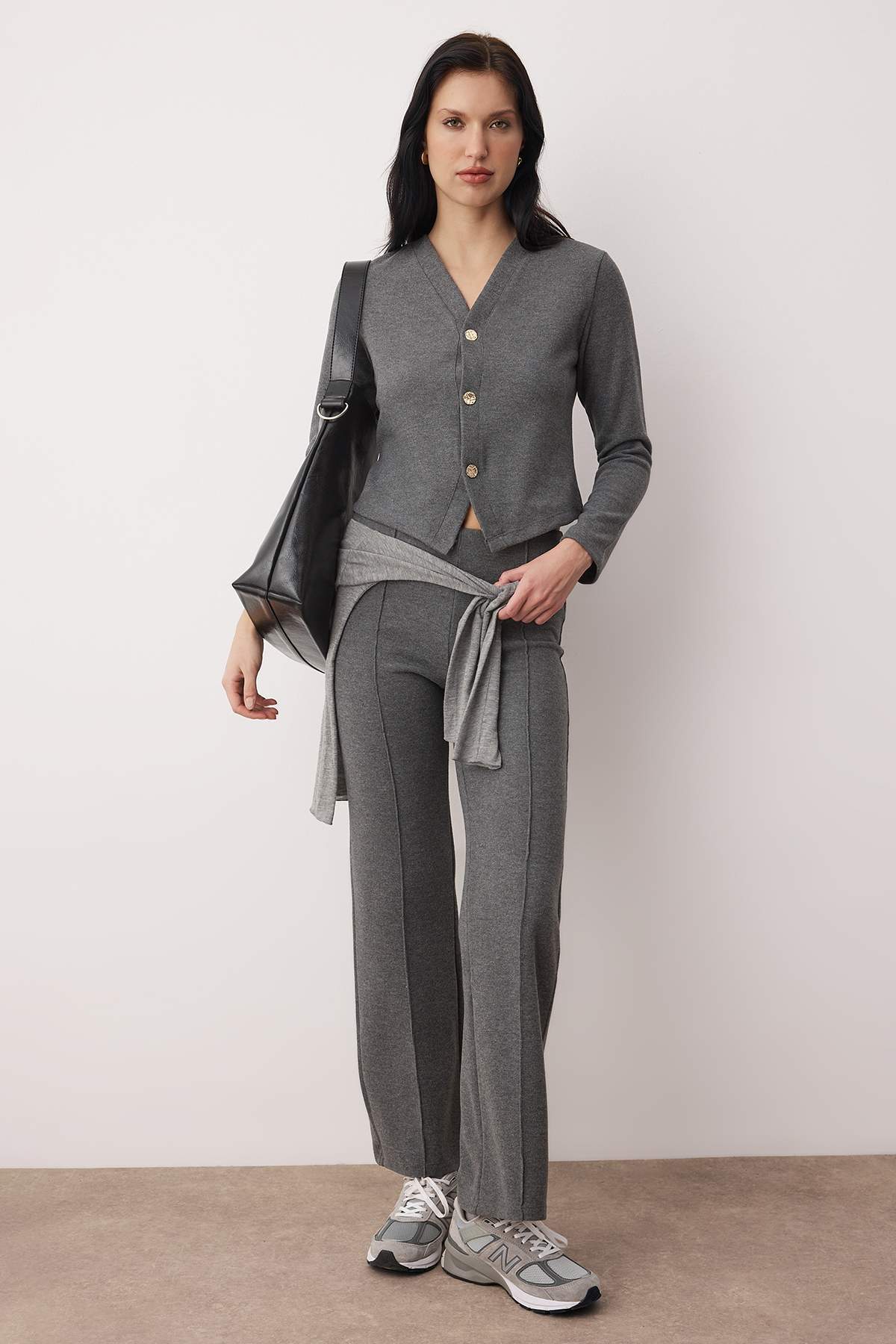 Trendyolmilla  Antrasit Selanik Patlı Fitted/Vucuda Oturan Esnek Örme Alt - Üst Takım TWOAW26AU00138 - Görsel 2