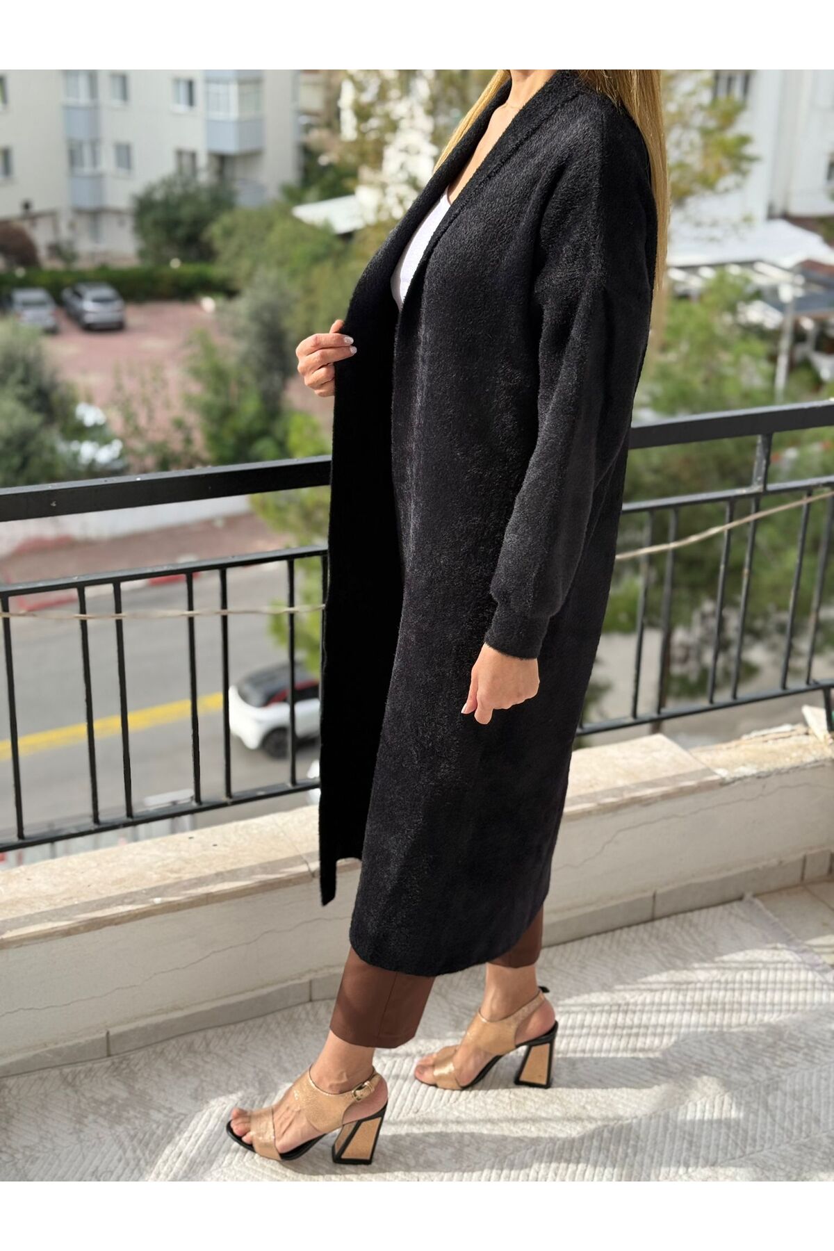 Avrile  Siyah Uzun Triko Hırka - Görsel 2