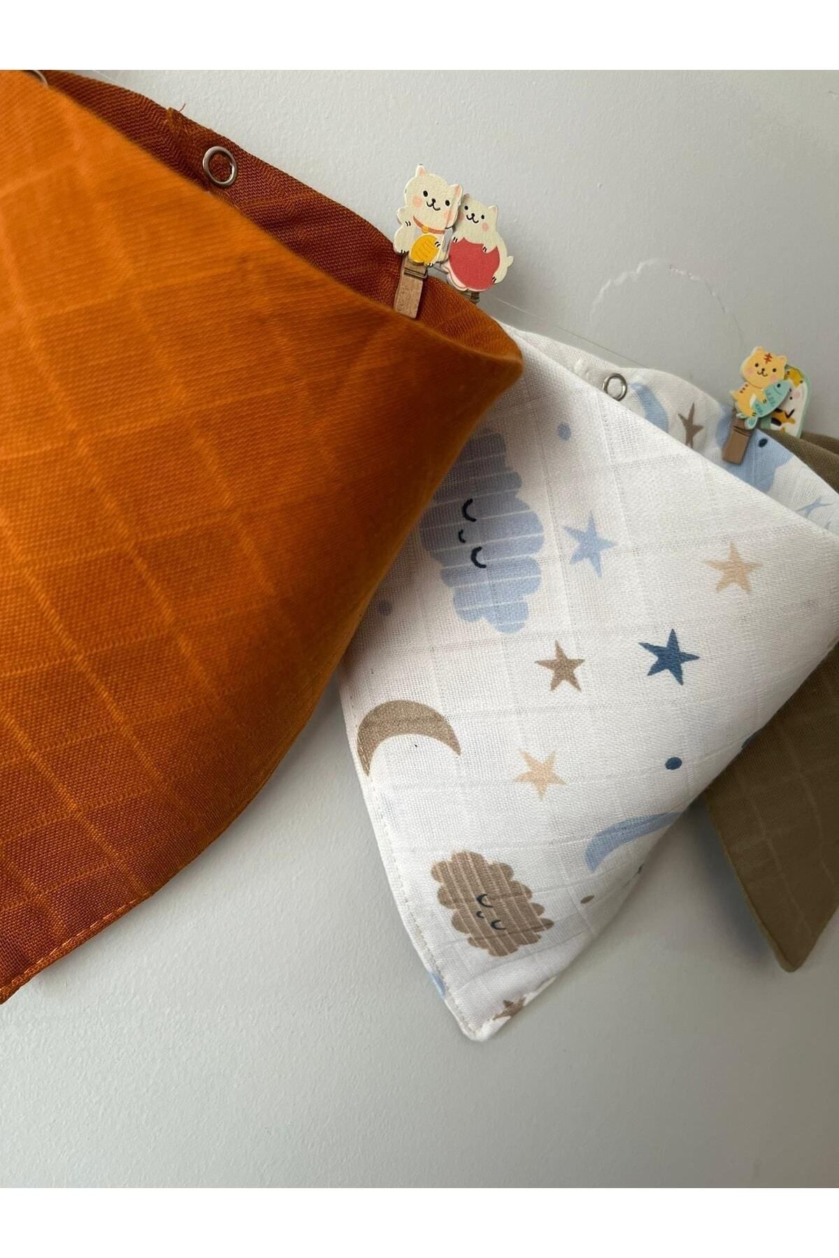 runbaby Müslin Kumaş Çıtçıtlı Bebek Salya Önlük & Fular (4 ADET) fotoğrafı 3 (önizleme)