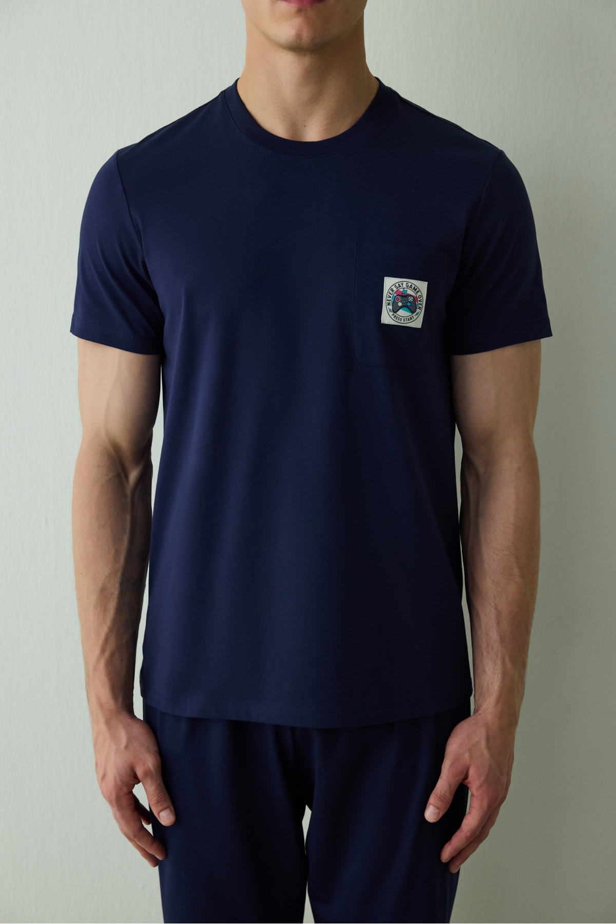 Penti Marineblaues Never Herren-Pyjama-Set aus Baumwolle mit Slogan-Aufdruck und kurzen Ärmeln