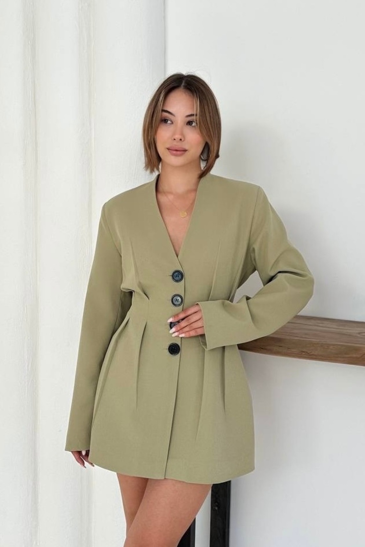 GM Butikk Kadın Yeni Sezon Derin V Yaka Uzun Kollu Mini Blazer Ceket Elbise Plise Detaylı Kadın Elbise