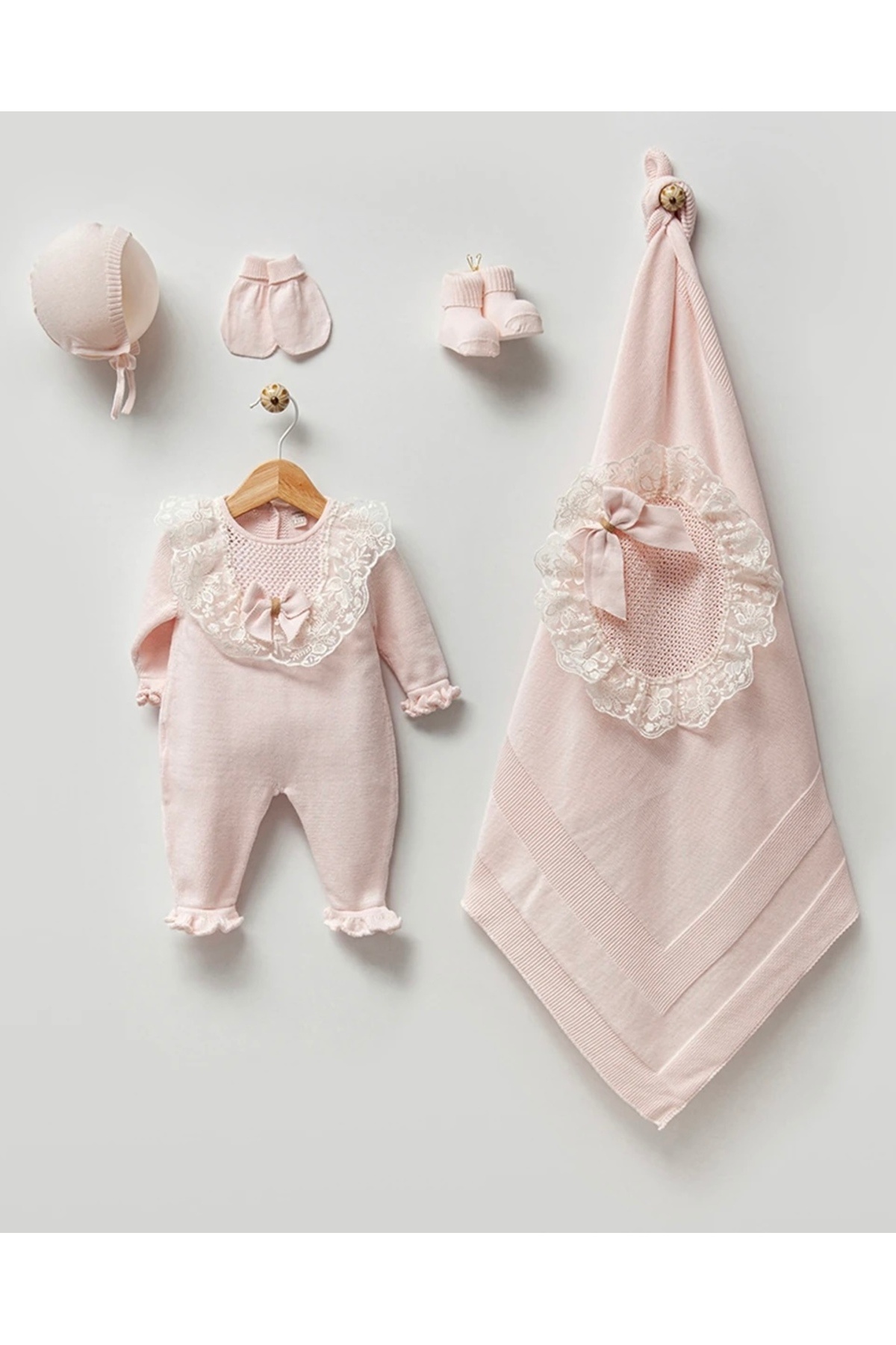 Mert Baby Triko Dantelli 5'li Organik Hastane Çıkış Seti %100 Pamuk Yenidoğan Kız Bebek fotoğrafı 2 (önizleme)