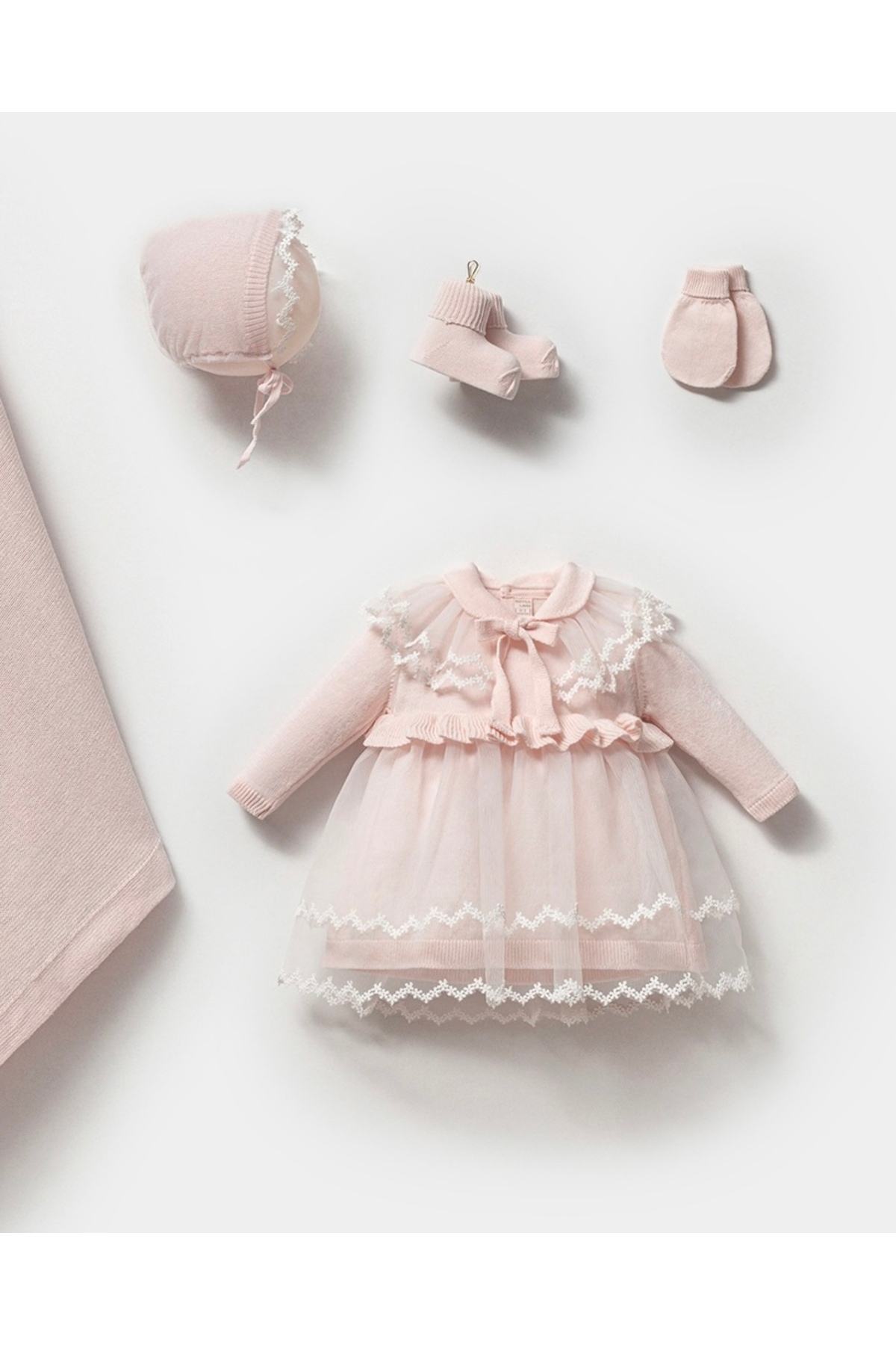 Mert Baby Countes 5'li Triko Organik Hastane Çıkış Seti Tül Detaylı %100 Pamuk Yenidoğan Kız Bebek fotoğrafı 3 (önizleme)