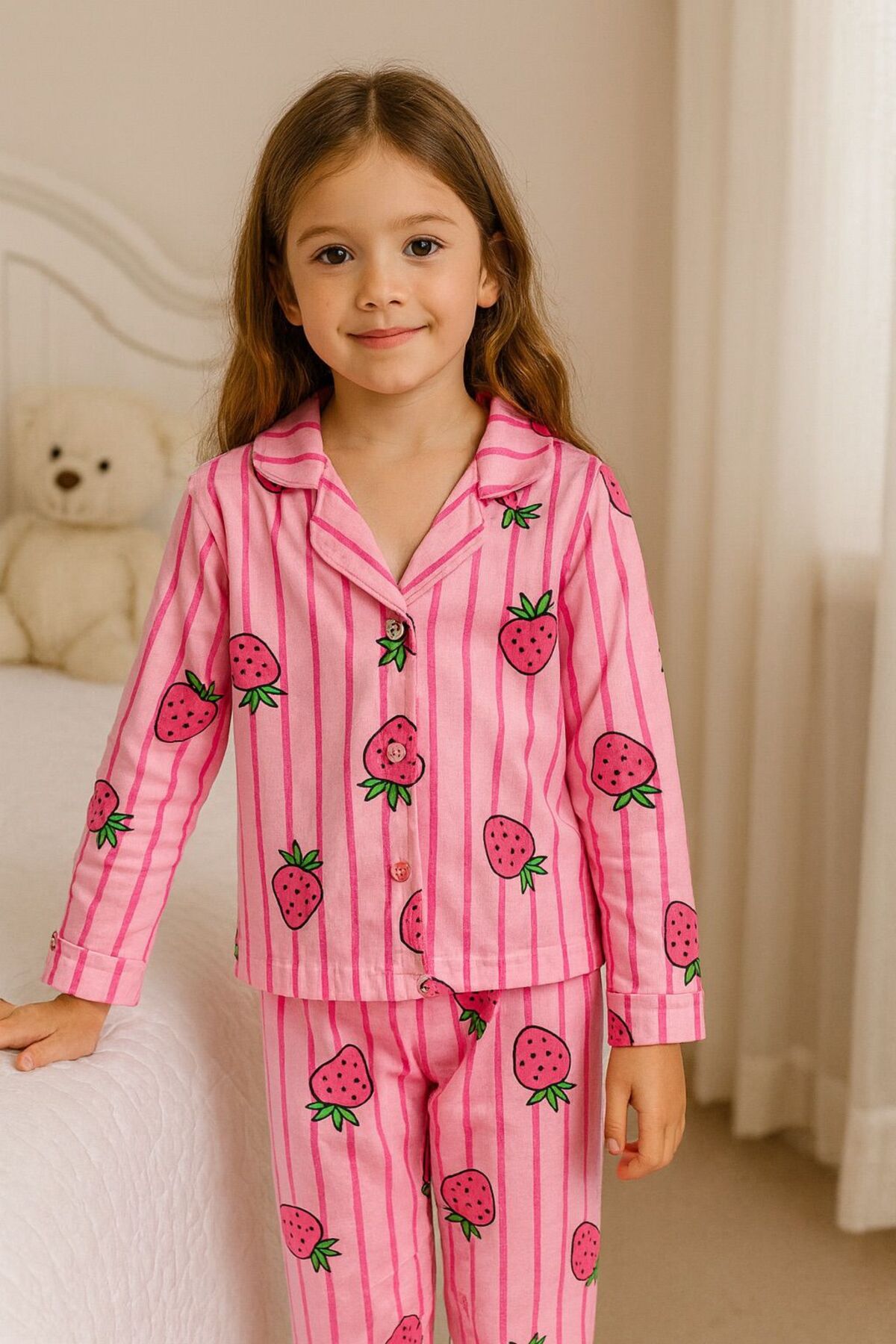 mışıl mışıl kids Kız Çocuk Pembe Çilekli Gömlek Yaka Pijama Takımı-GENİŞ KALIP fotoğrafı 2 (önizleme)