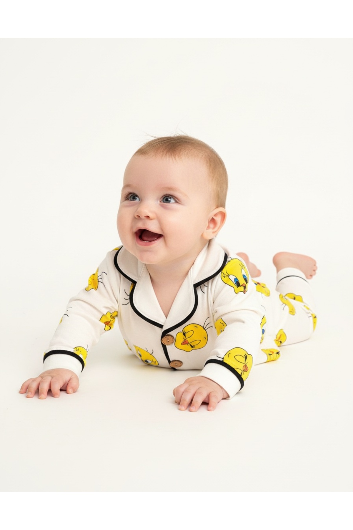 ENİA BABY %100 Pamuk Kruvaze Yaka Önden Düğmeli Rahat Kalıp Unisex Mevsimlik Bebek Pijama Takımı fotoğrafı 5 (önizleme)