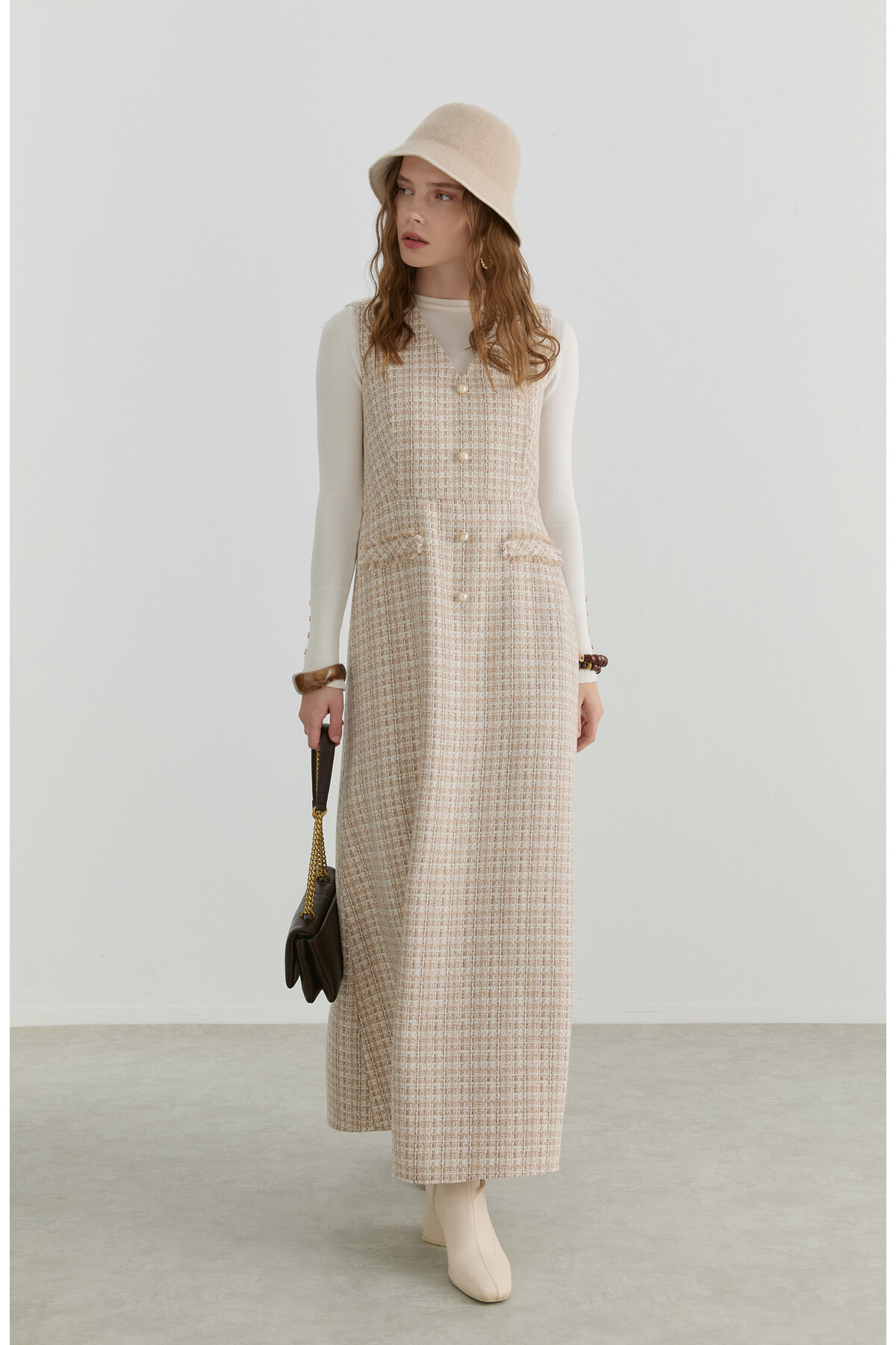 Fatma Atasoy  İnci Düğmeli Sütlü Kahve Tüvit Jile - Görsel 4