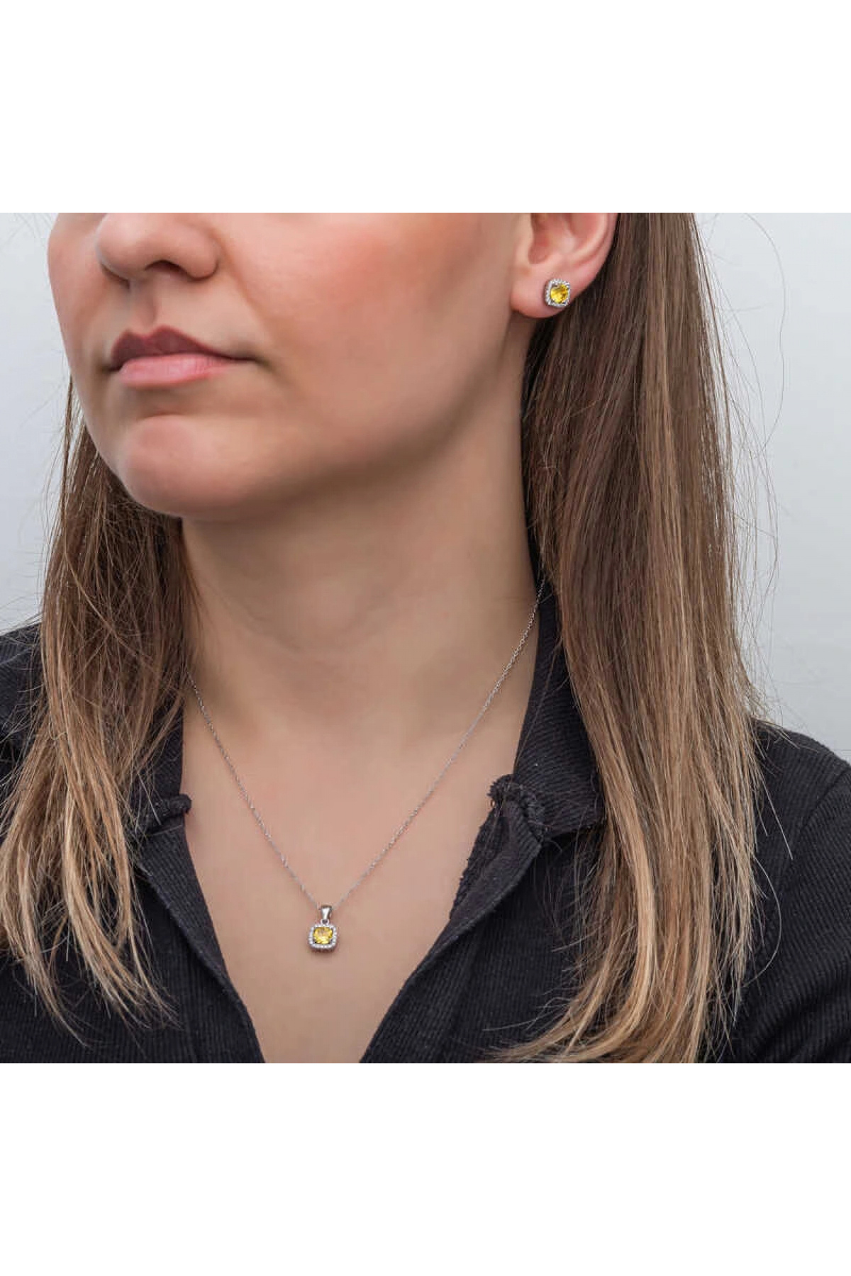 byhodi 925 Ayar Gümüş Sarı Baget Taşlı Kadın Set T8603 (599599)