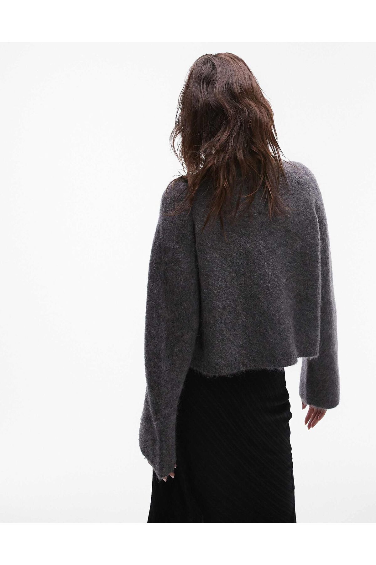 NATUFIAN STORE  Kadın Tiftik Karışımlı Oversize Boru Kol Basic Yumoş Triko Hırka - Görsel 4