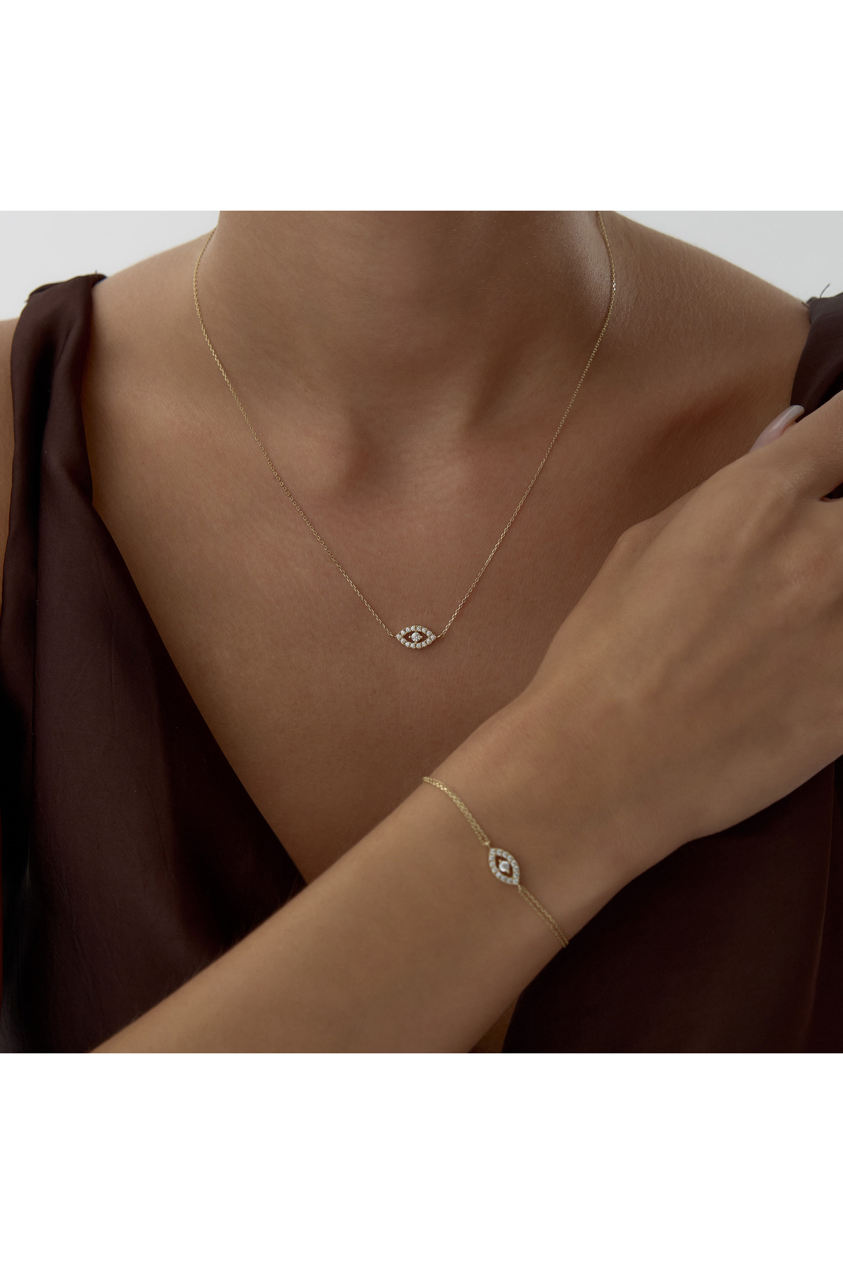 Cherry by Özkonak Stone Eye Kolye