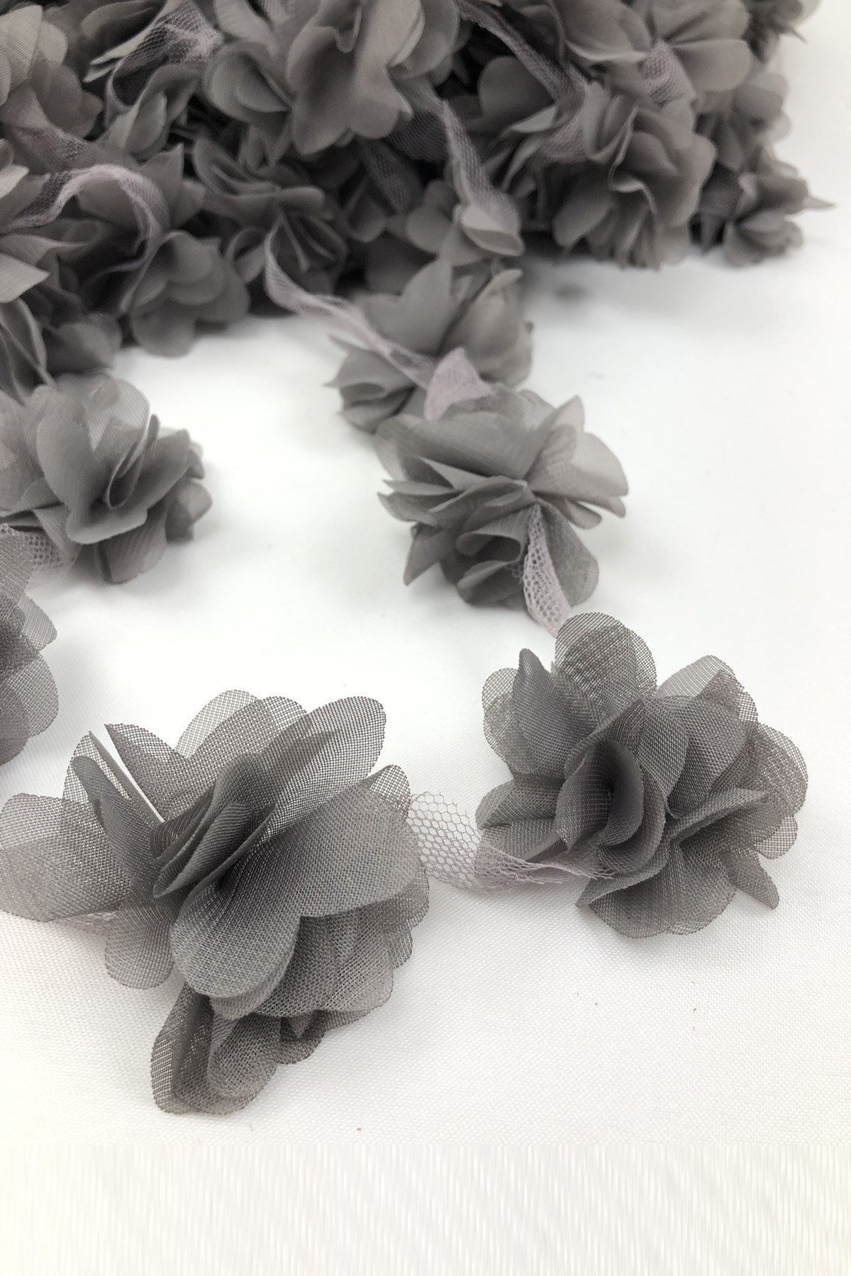 Laser Cut Flower, Ornamental Flower Ribbon Tulle 10 Meters long