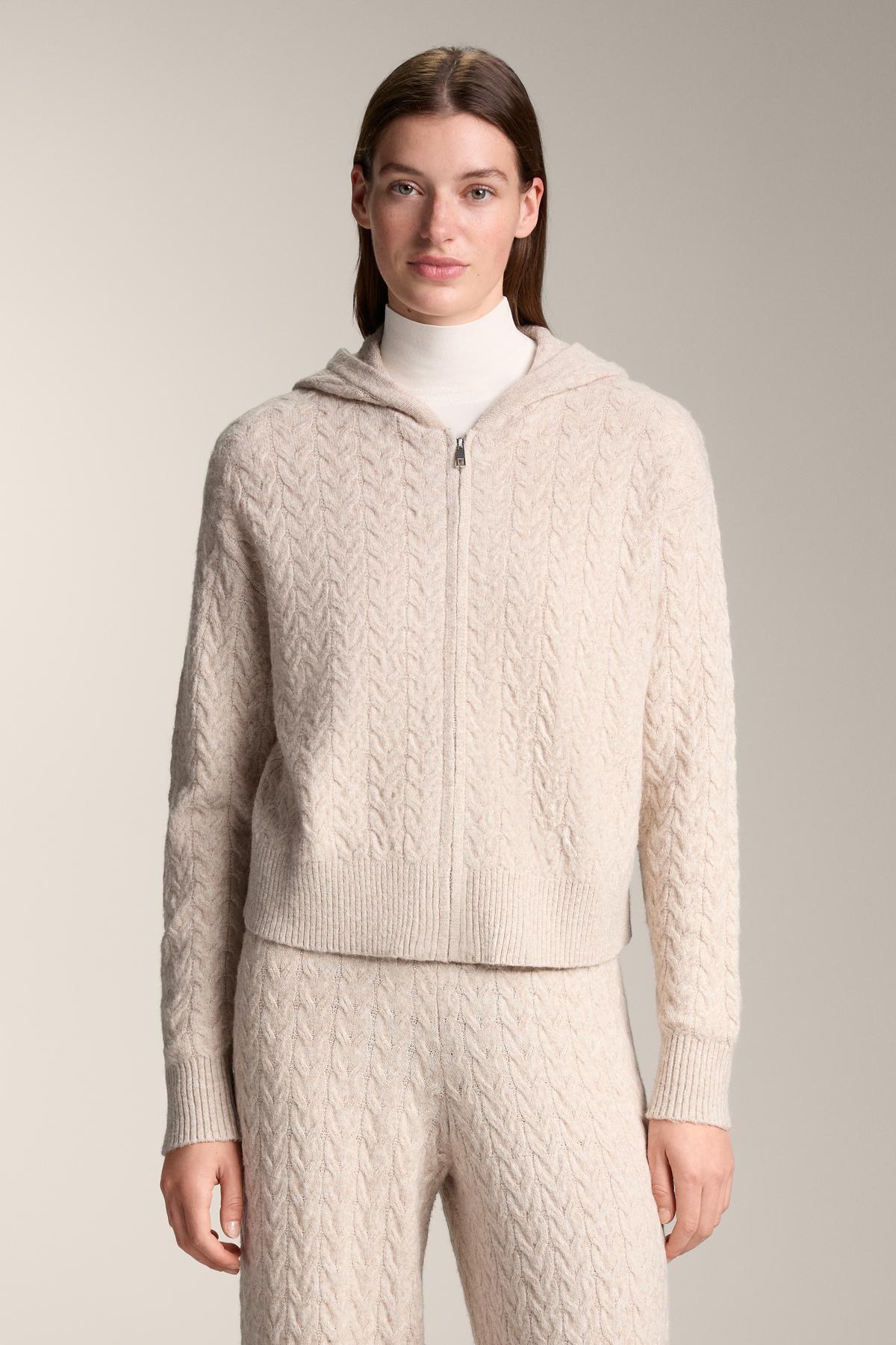 Oysho Kapüşonlu örgülü ceket