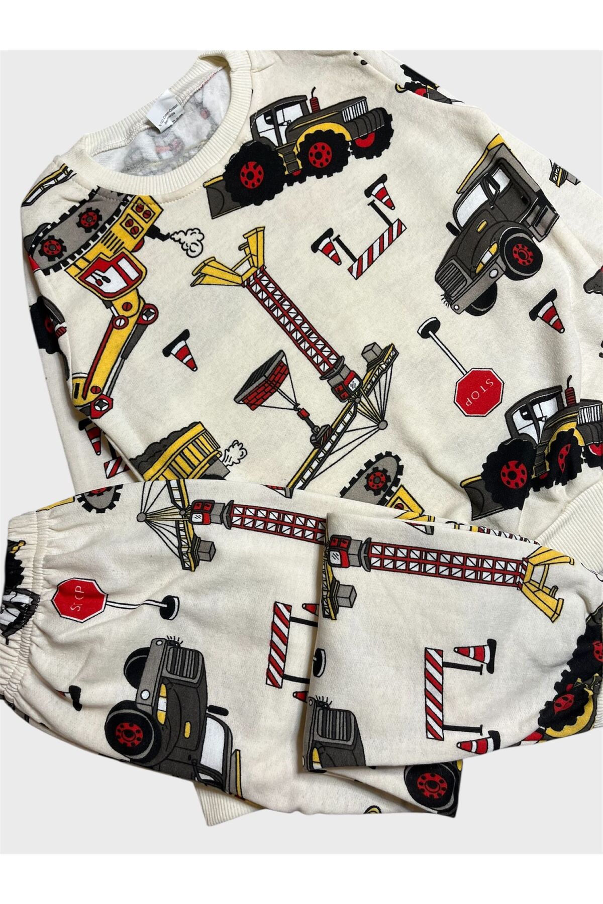 ALİŞ KİDS Erkek Çocuk Pamuklu Şardonlu Krem Rengi İş Makinesi Desenli Uzun Kollu Kışlık Pijama Takımı fotoğrafı 2 (önizleme)