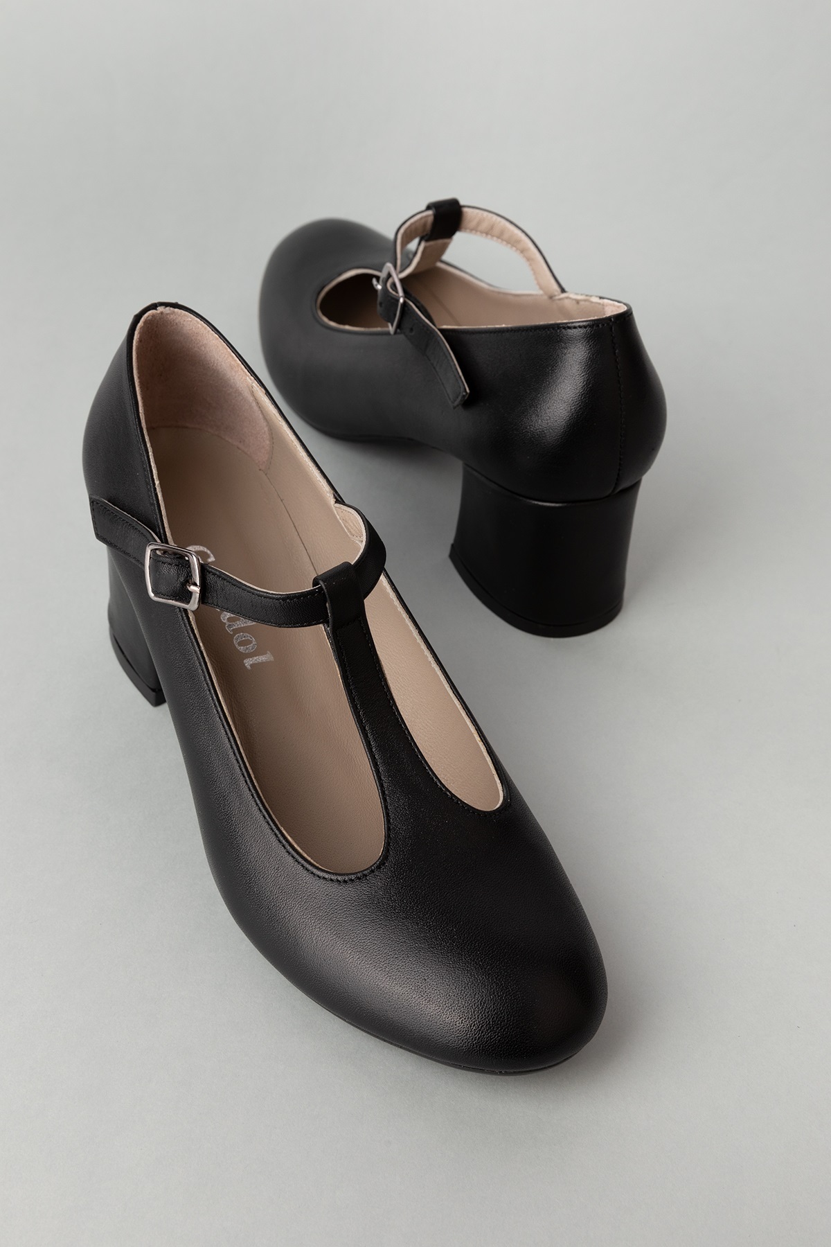 Gondol  Hakiki Deri Orta Boy Topuklu Ayakkabı vdt.20 Siyah - Görsel 7