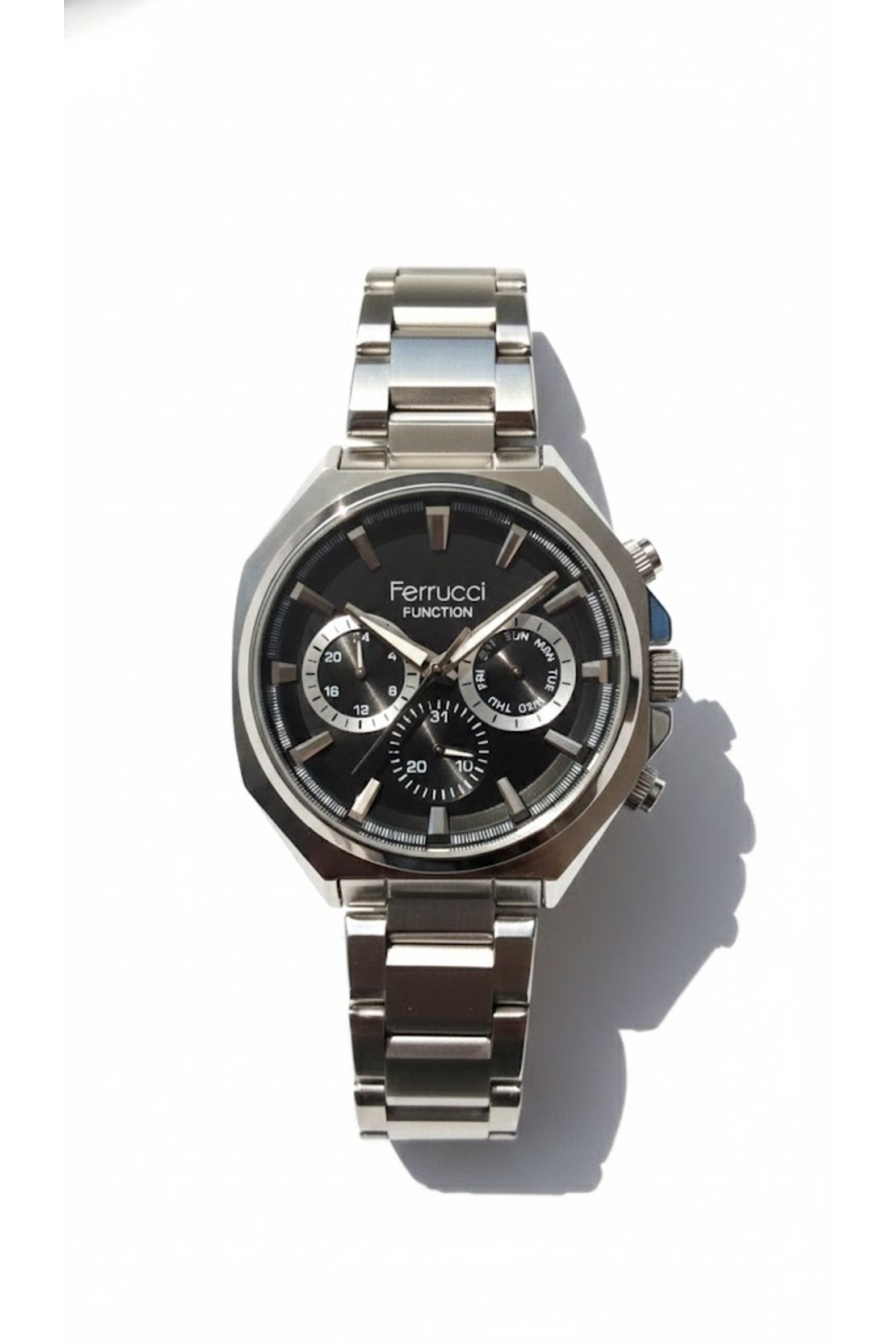 ساعت مچی مردانه نقره‌ای رنگ، صفحه مشکی - بند فلزی شیک، ۲ سال گارانتی